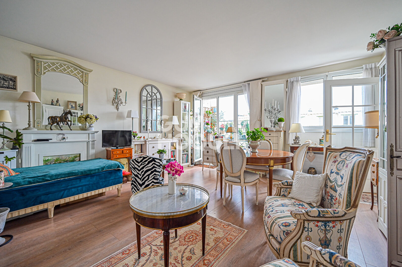 Bel appartement - Etage élevé - Balcon