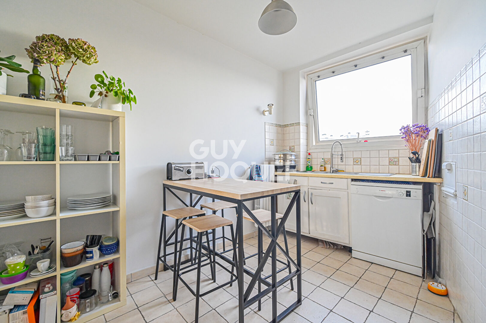 3 pièces lumineux en étage avec balcons