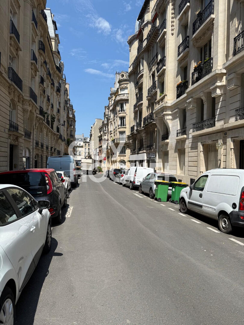 Local commercial Paris 1 pièce(s) 47 m2