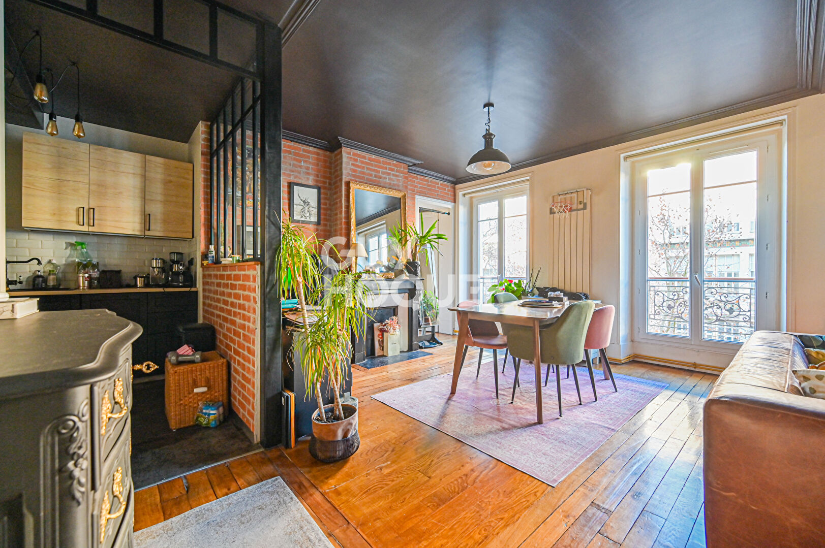 GRAND 2 PIÈCES DE 47m2