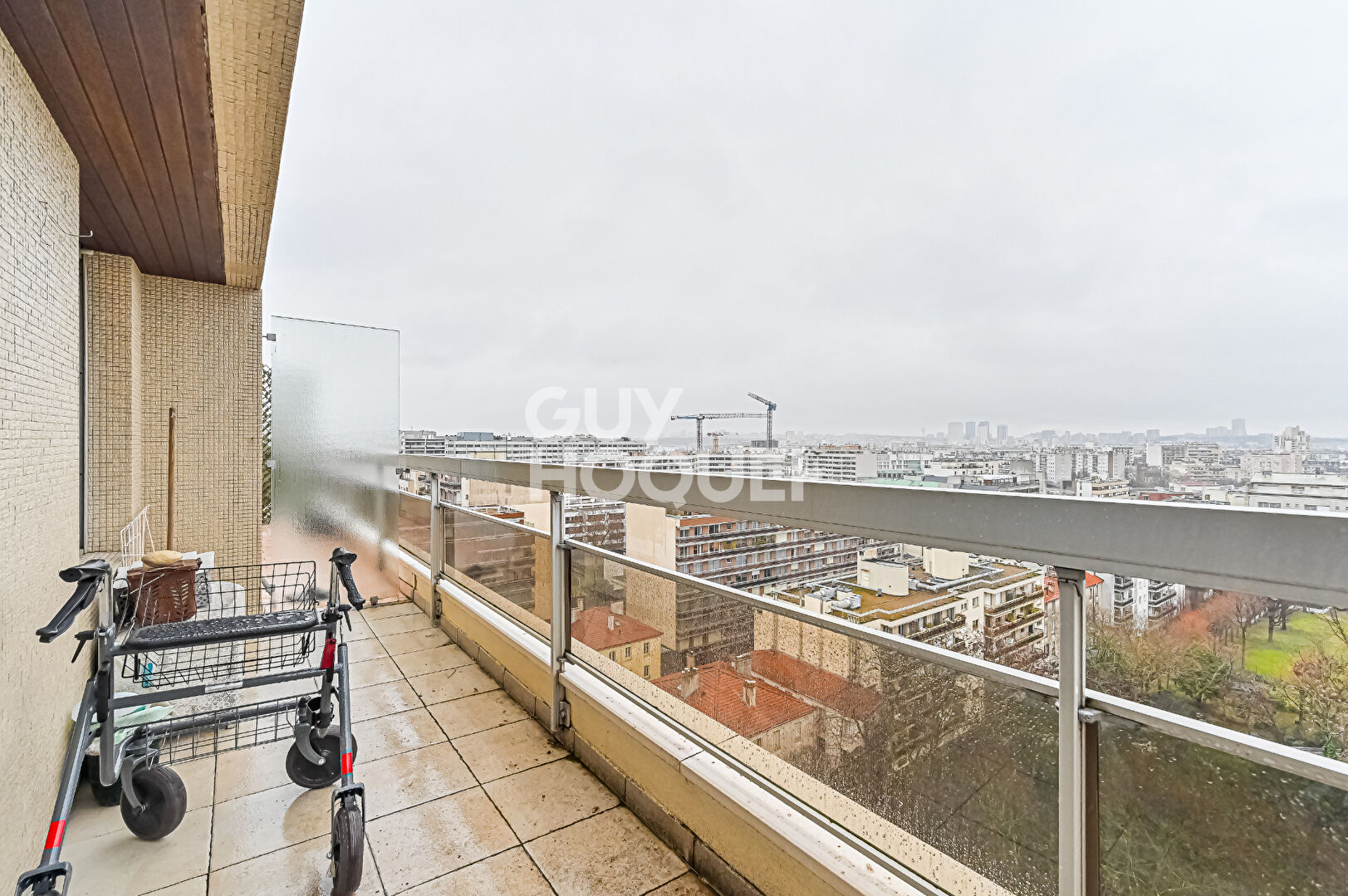 RARE 3 pièces avec balcon en dernier étage