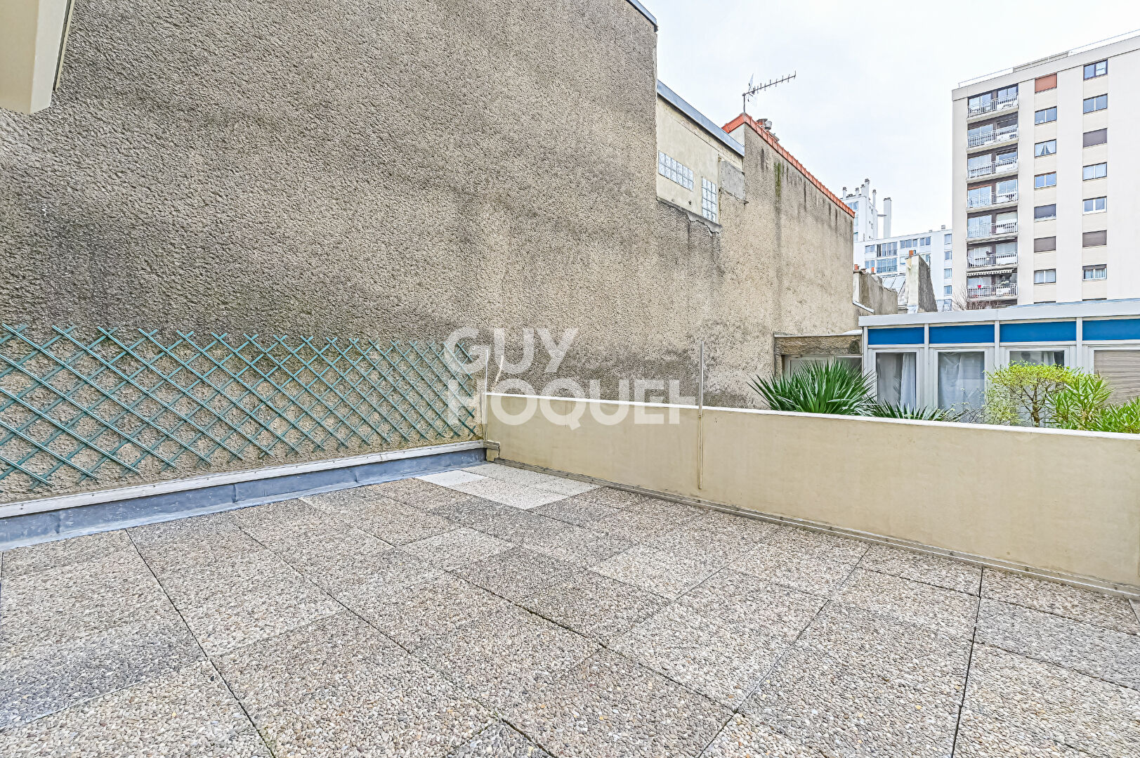 2 pièces avec grande terrasse