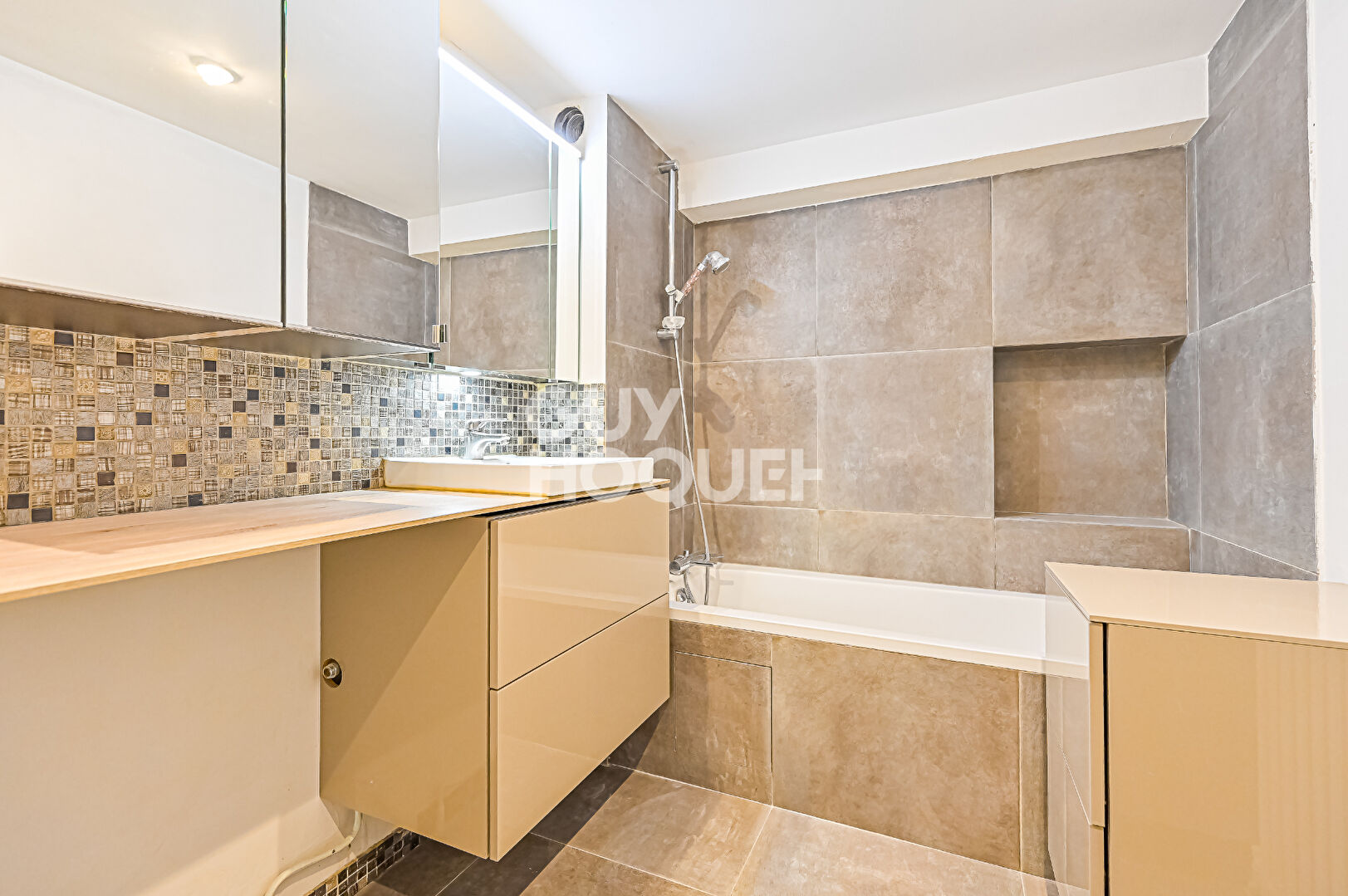 2 pièces avec grande terrasse