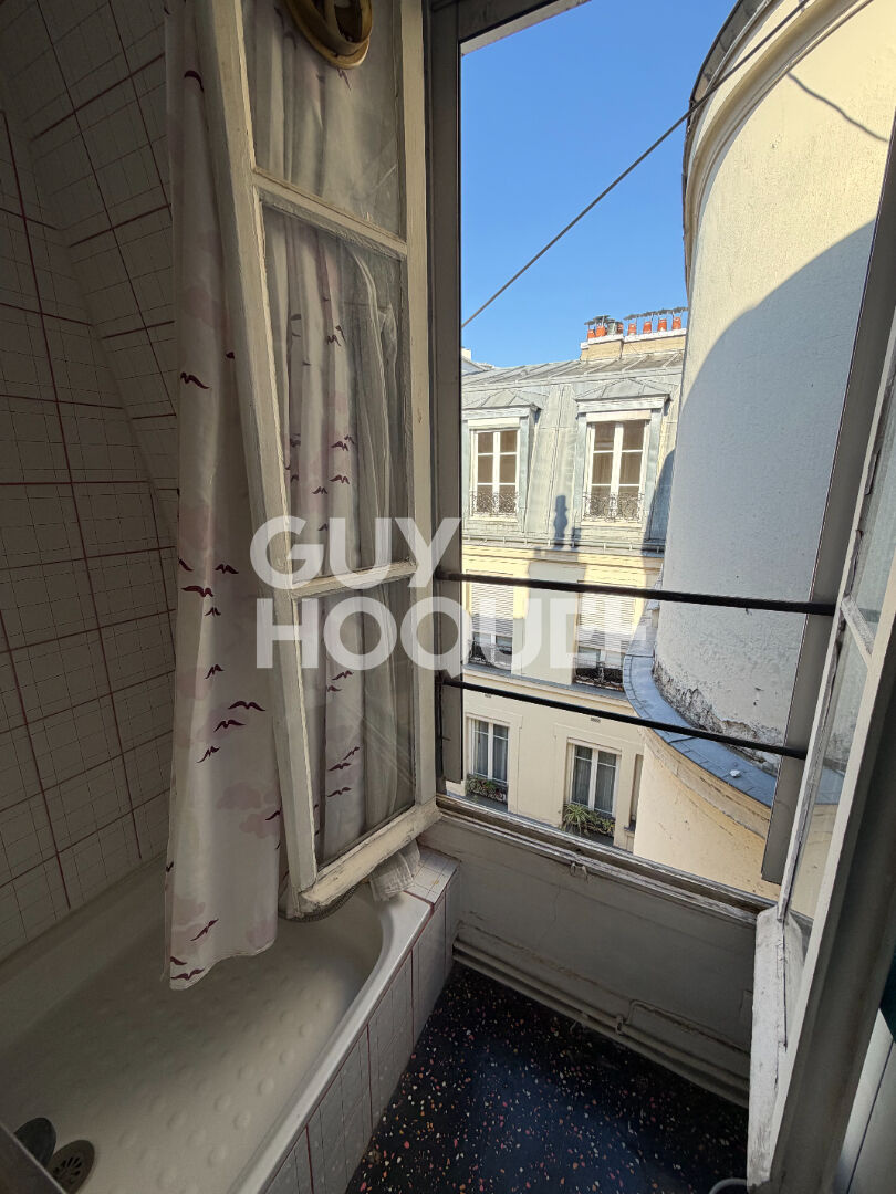 Studio en dernier étage avec ascenseur