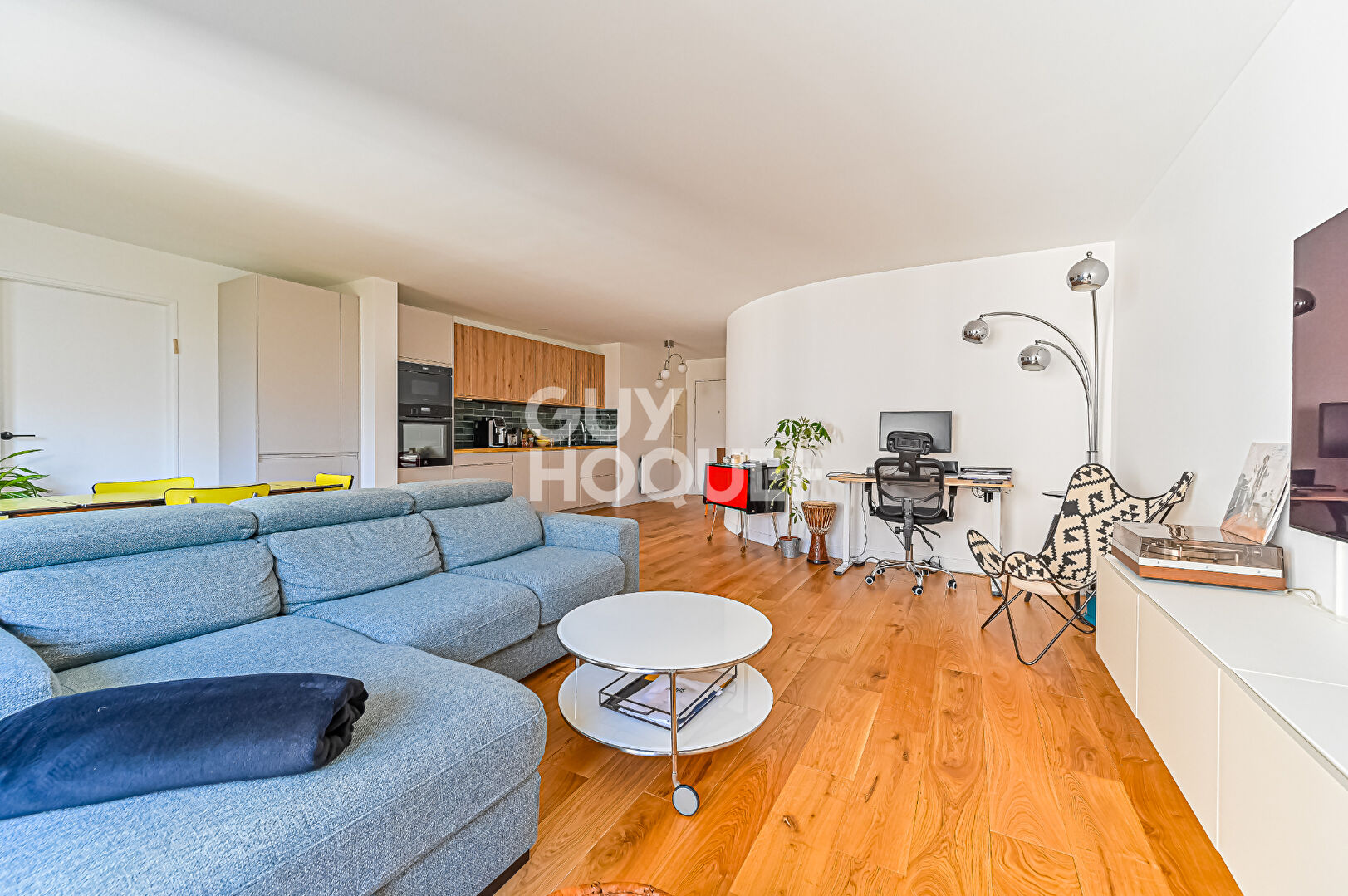 Trois pièces deux chambres refait à neuf