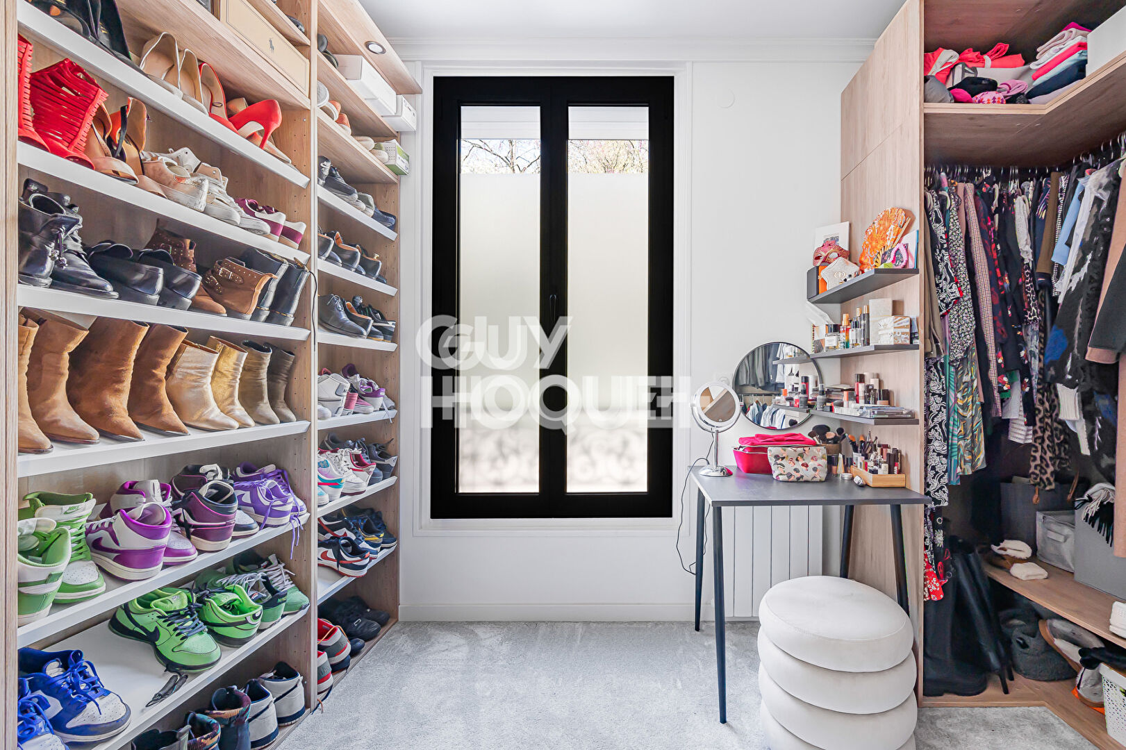 Maison d'exception -128 m2 -100 m2 de jardin arboré