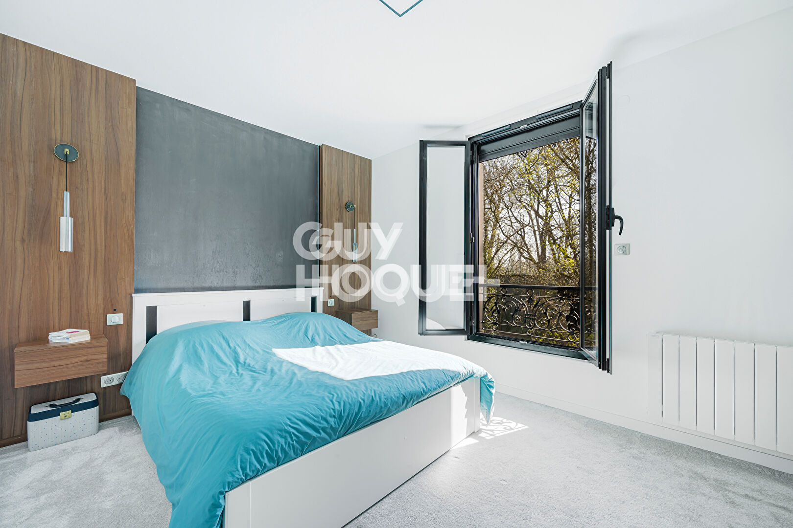 Maison d'exception -128 m2 -100 m2 de jardin arboré