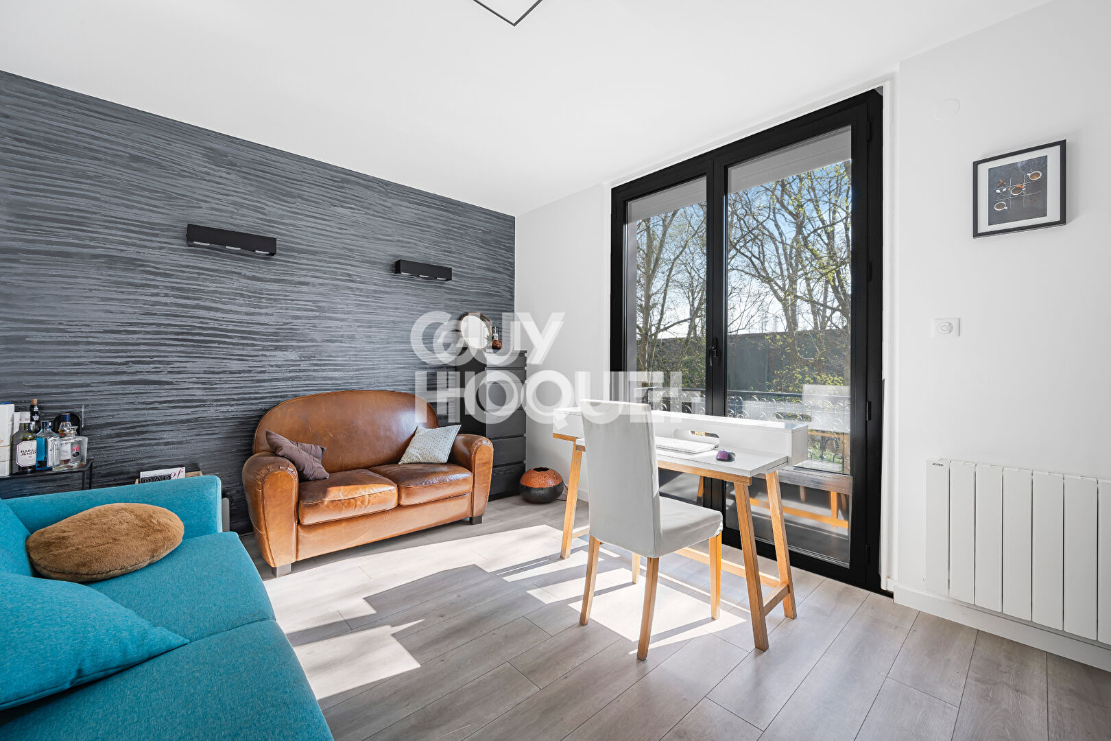 Maison d'exception -128 m2 -100 m2 de jardin arboré