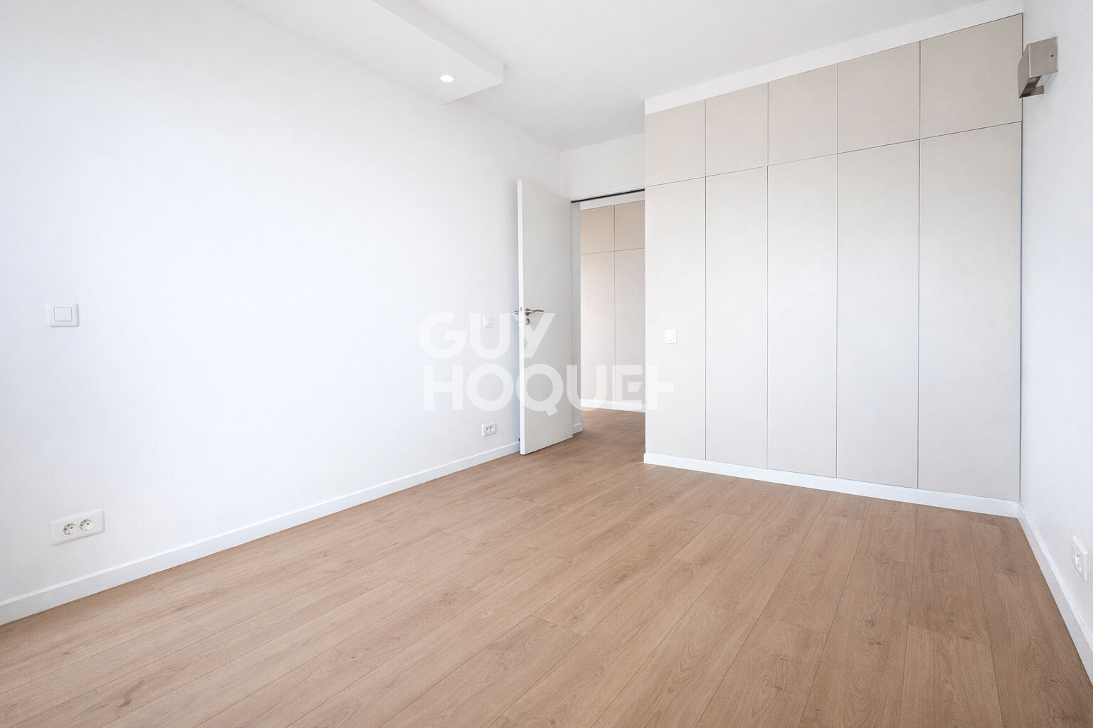 Bien d'exception / Vue dégagée / Sud-Ouest / Refait à neuf / Bois de Vincennes