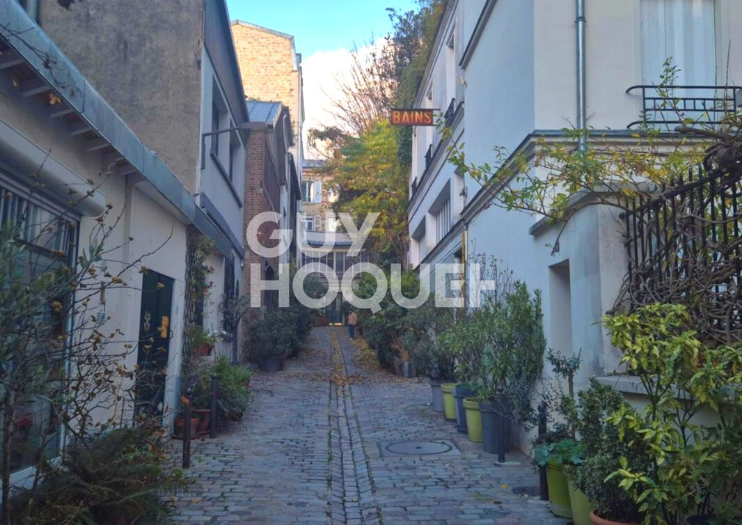 Maison indépendante d'exception à Montmartre / Pigalle - Abbesses / Terrasse plein ciel / mixte habitation / activité