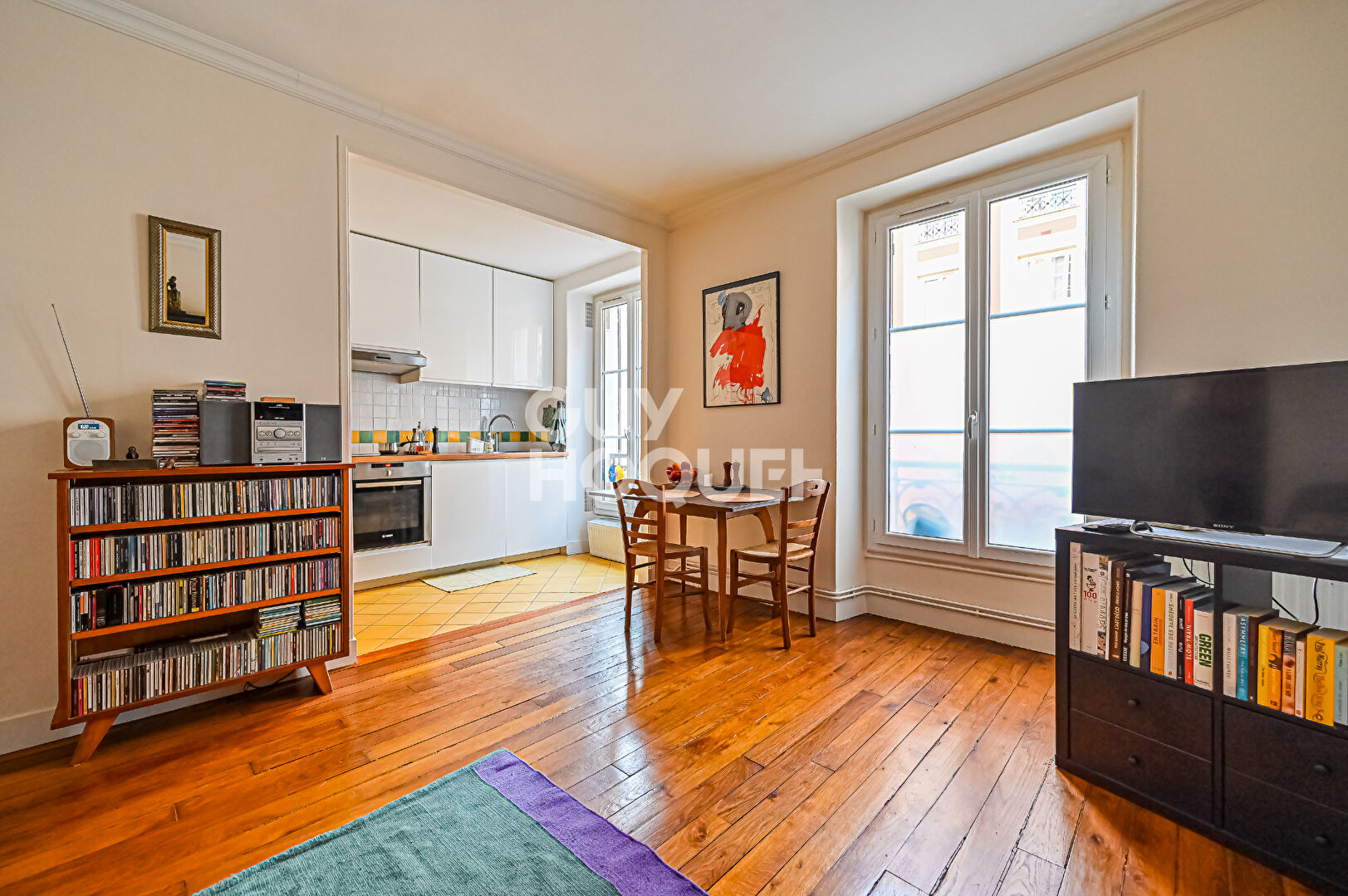 À DEUX PAS DU BOIS DE VINCENNES - GRAND 2 PIÈCES DE 47m2 -