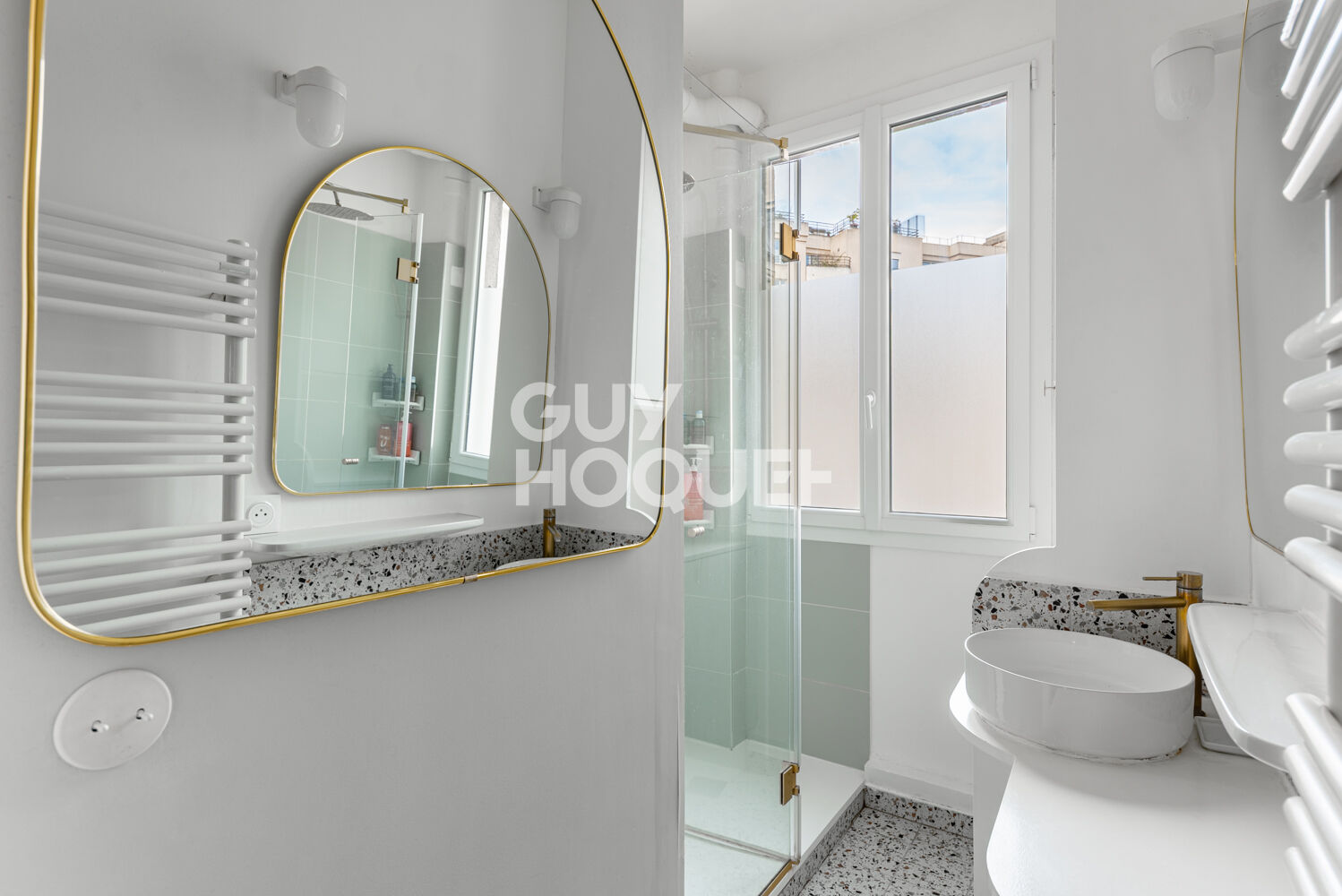 Gare de Lyon Rare 4 pièces traversant sans vis-à-vis