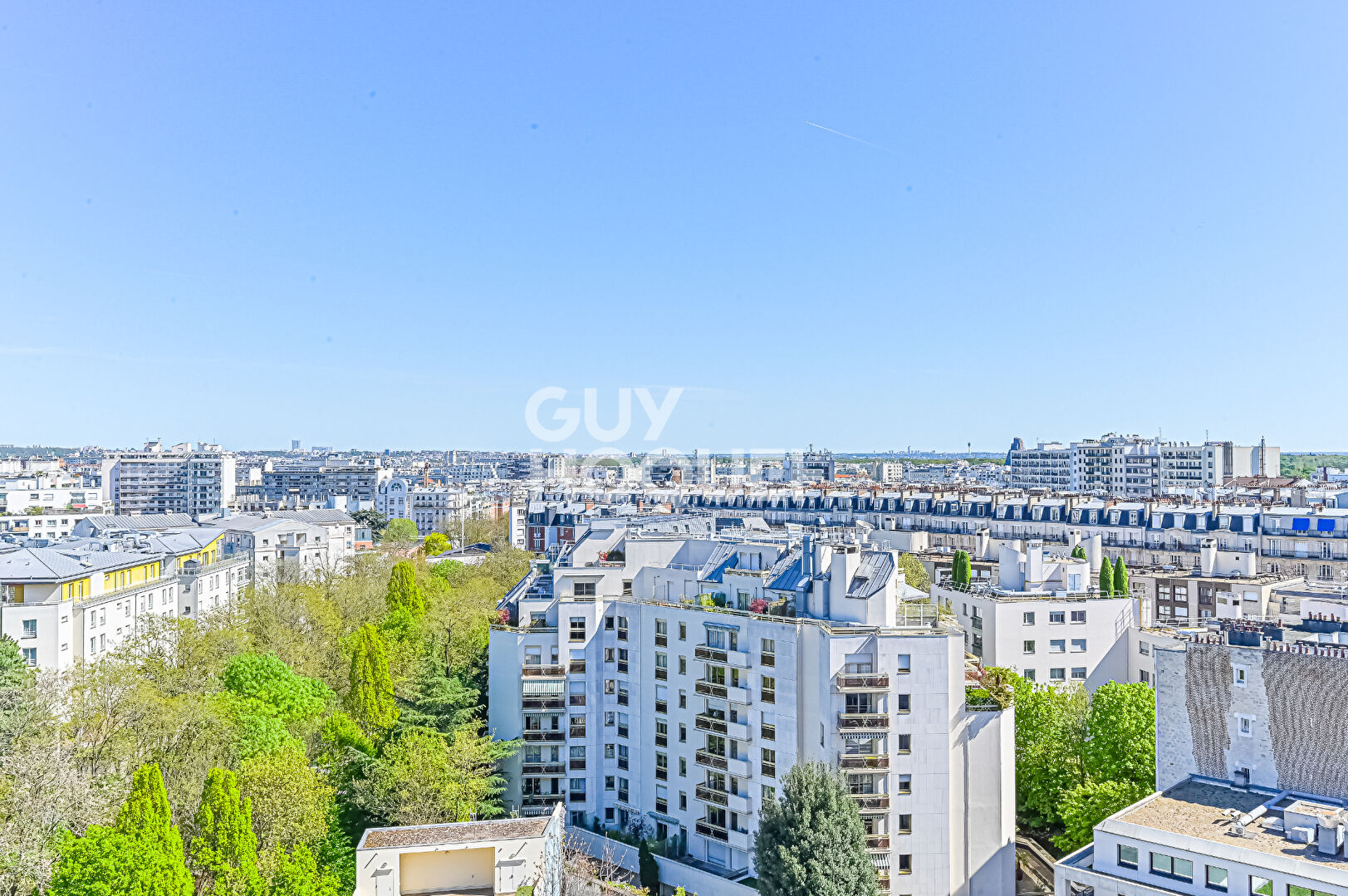 RARE 2 pièces en étage avec balcon