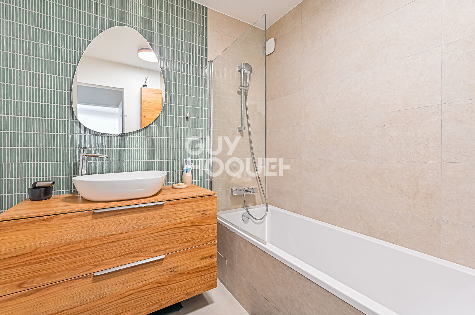 3 pièces rénové avec goût - 2 chambres - Lumineux et au calme