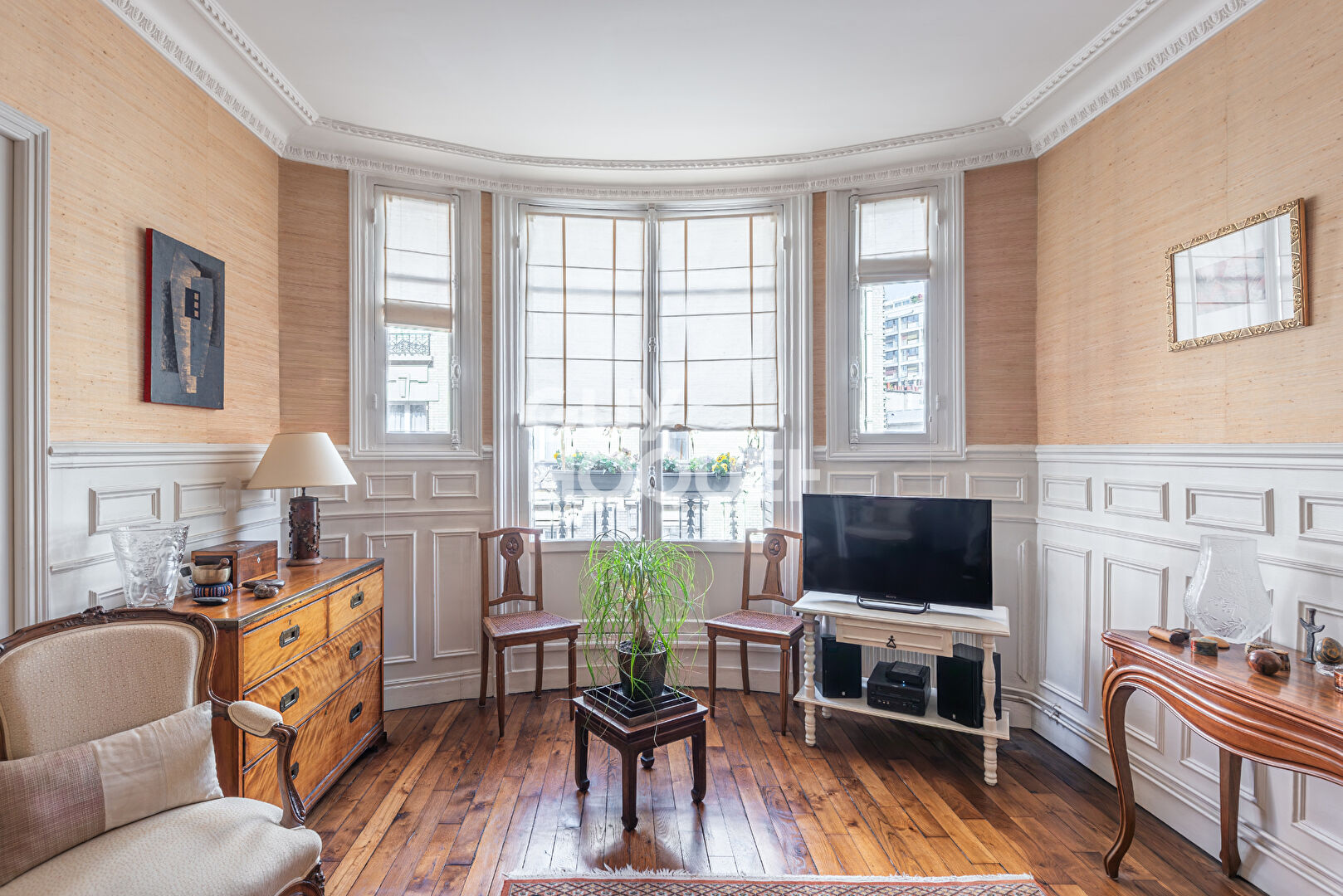 GRAND 3 PIÈCES de 67m2 - CHARME DE L'ANCIEN