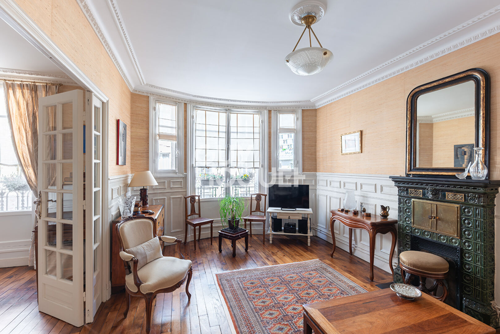 GRAND 3 PIÈCES de 67m2 - CHARME DE L'ANCIEN