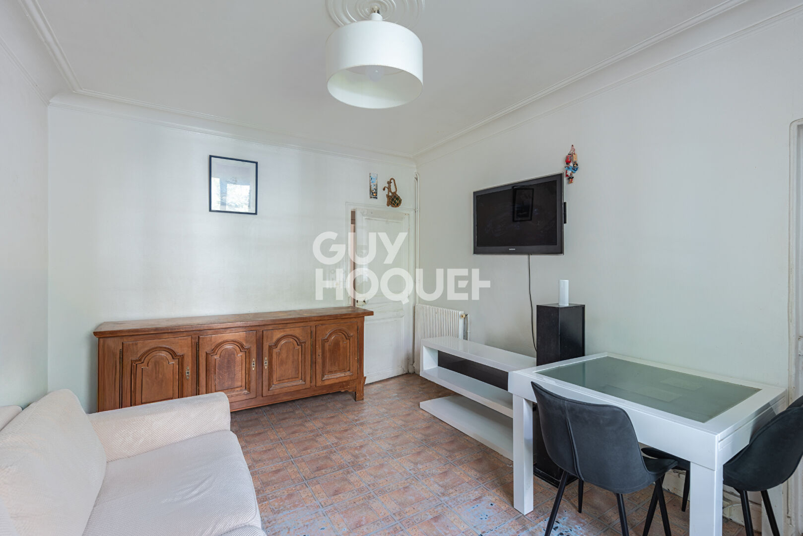 GRAND 2 PIÈCES DE 45m2 À RÉNOVER