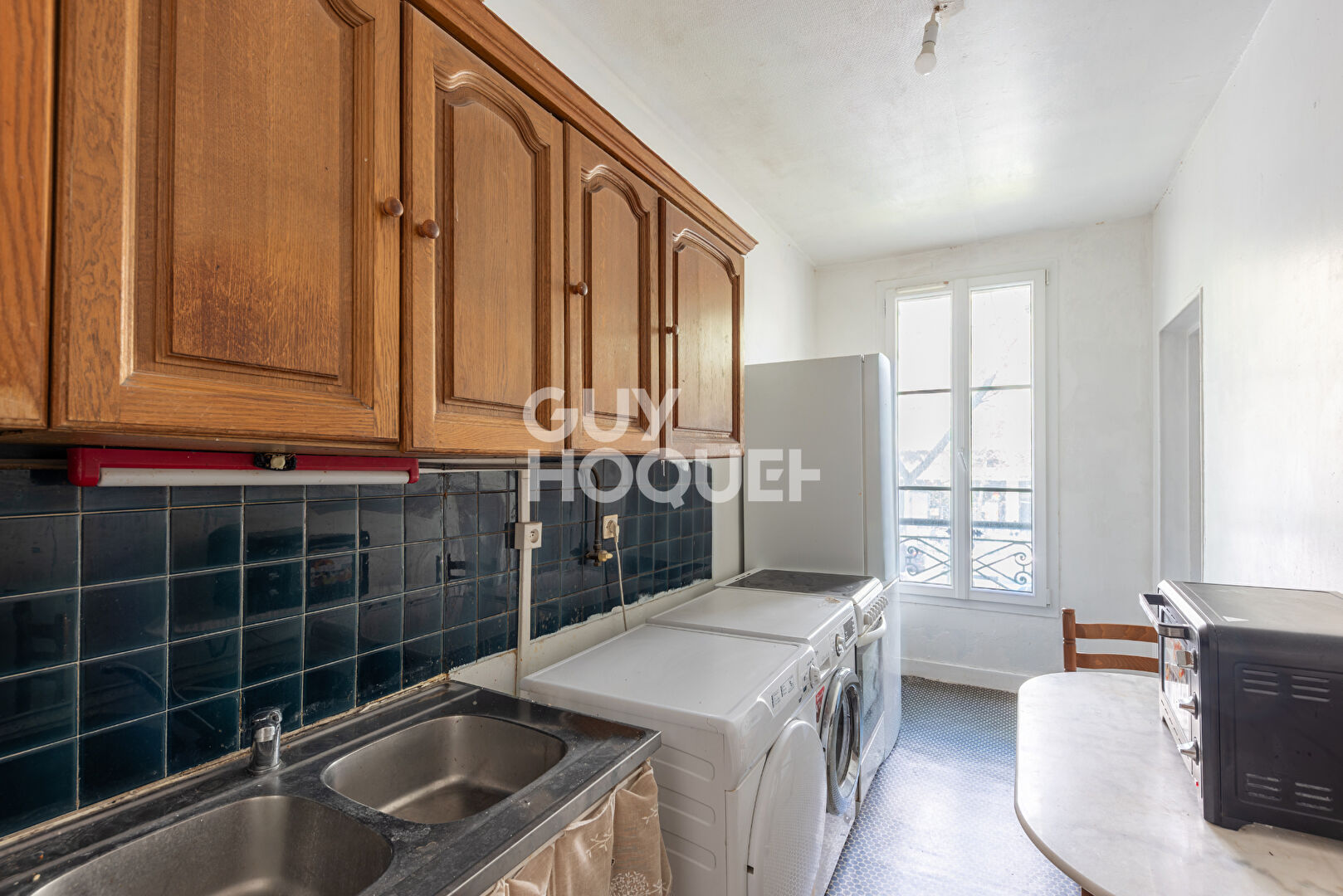 GRAND 2 PIÈCES DE 45m2 À RÉNOVER