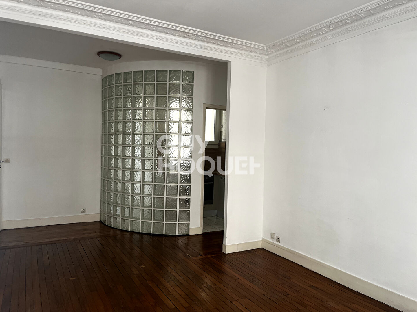 RUE TAINE - Très bel appartement - 45 m2 - 3 ème étage ascenseur