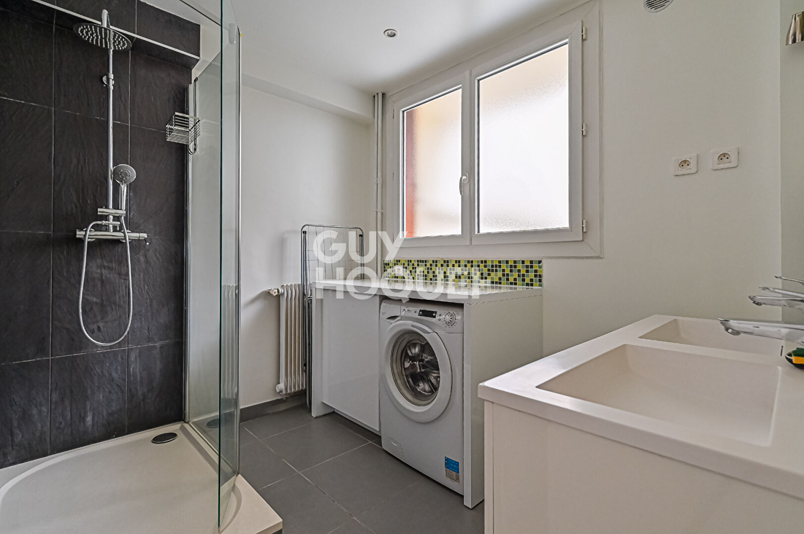 Rue Taine - Refait à neuf  - 2 pièces - 41m2