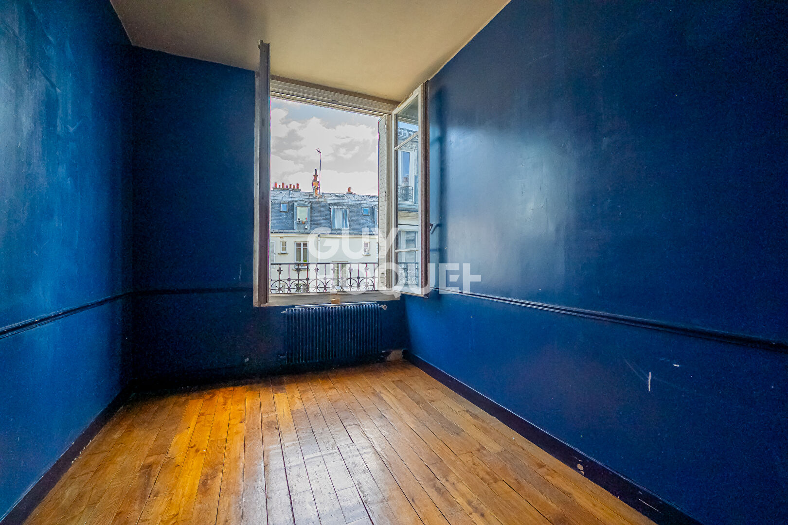 3 pièces 2 chambres / Dernier étage / Ascenseur / Calme / Lumineux / Charme de l'ancien
