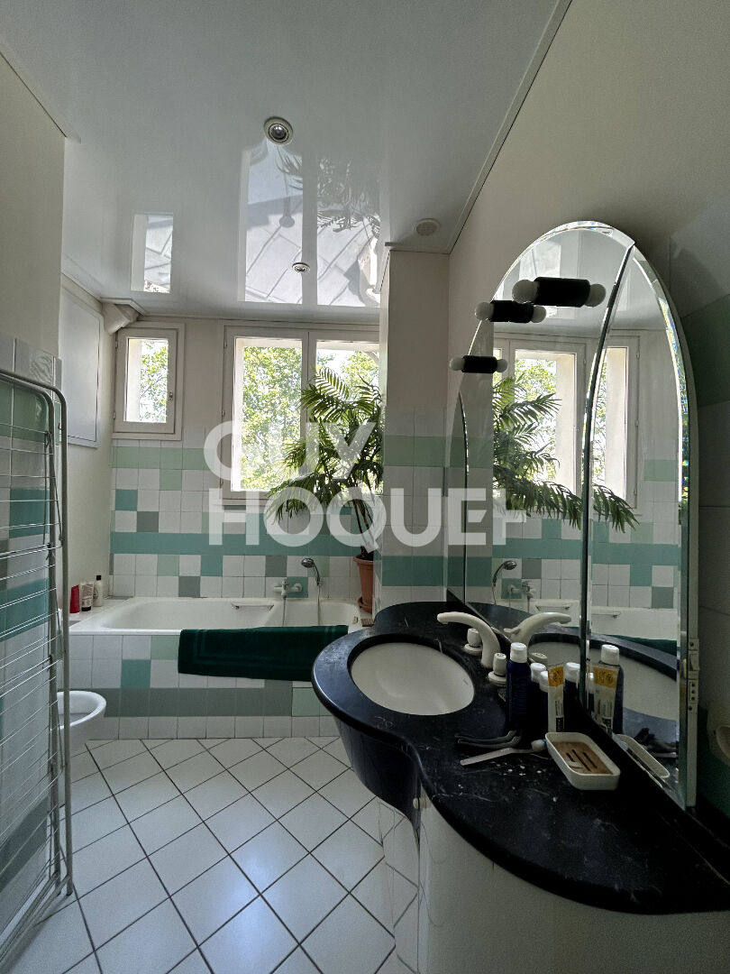 Appartement Paris 2 pièce(s) 59.60 m2