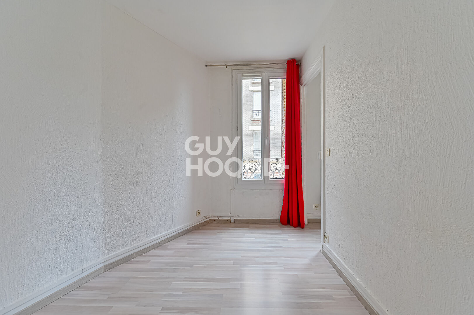 STUDIO/T2 - BELLE RUE PIAT 75020 PARIS
