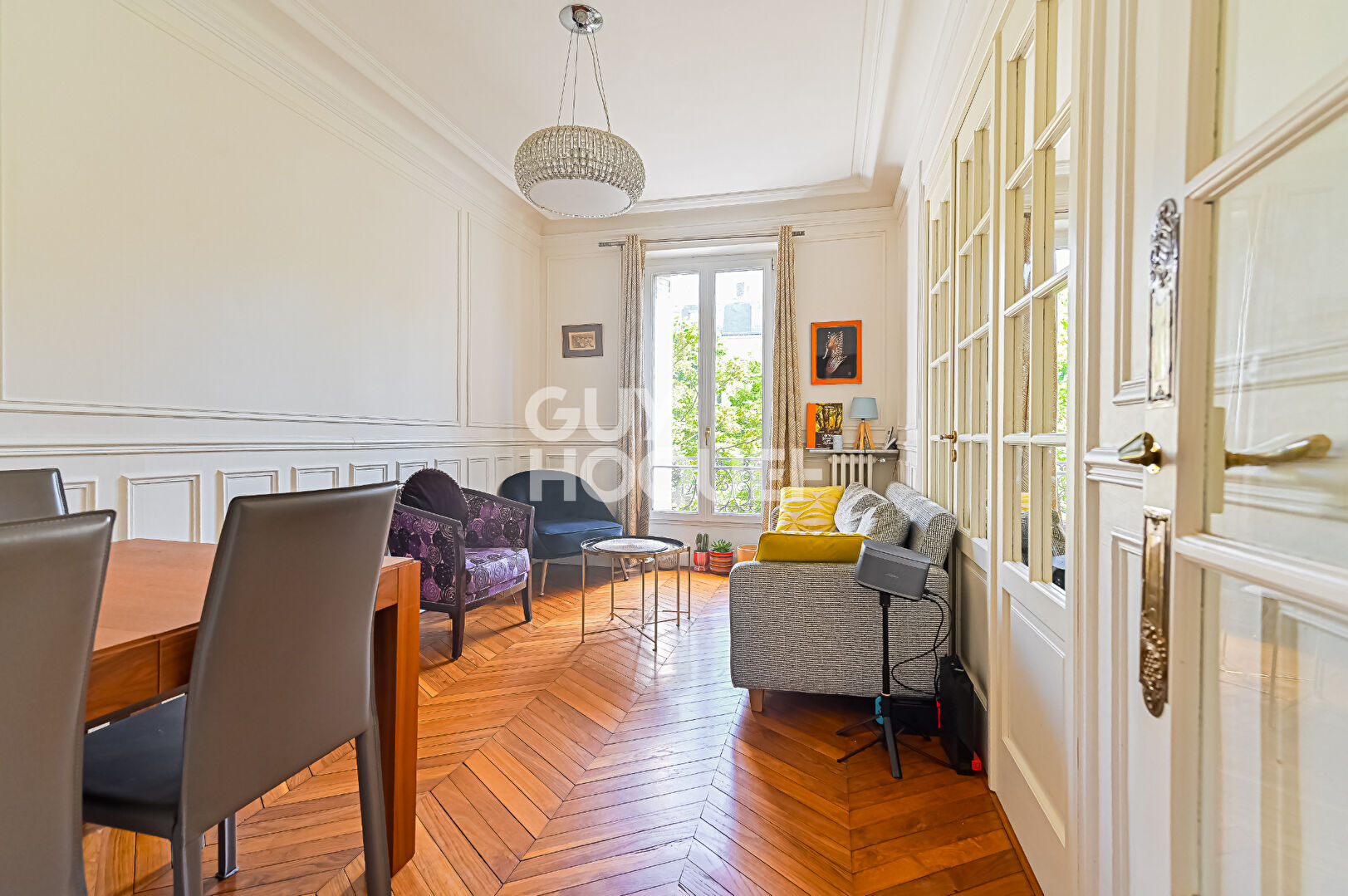 PARIS 12ème - PLACE FÉLIX ÉBOUÉ -  3 PIÈCES EN ETOILE - 58 m² - CHARME DE L'ANCIEN