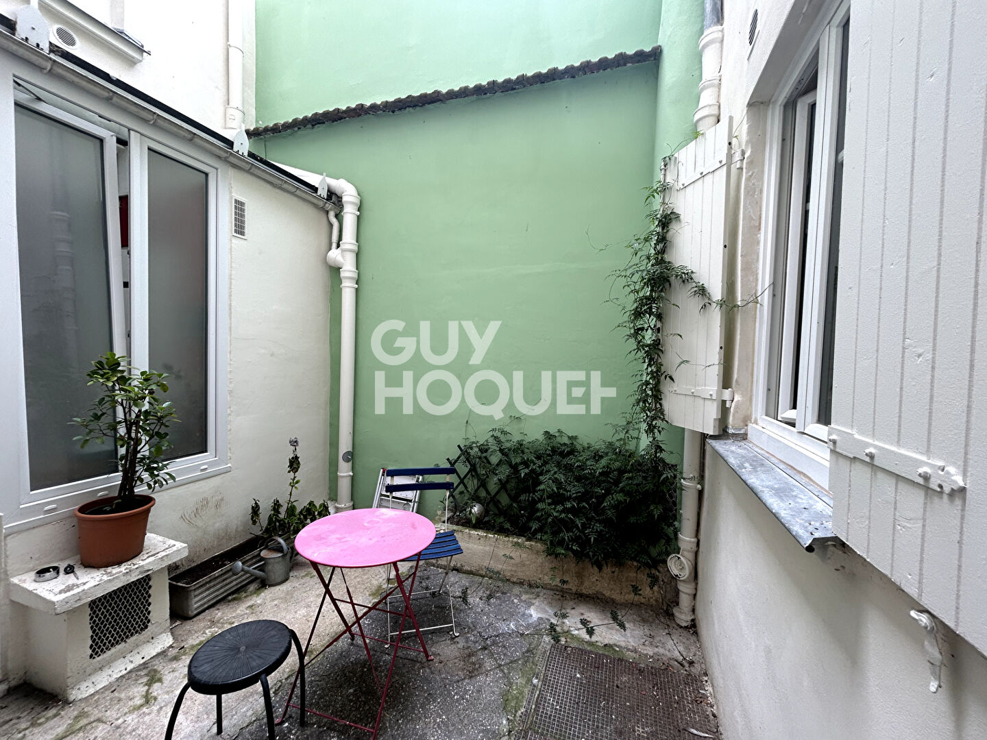 Appartement Paris 3 pièce(s) 43.93 m2