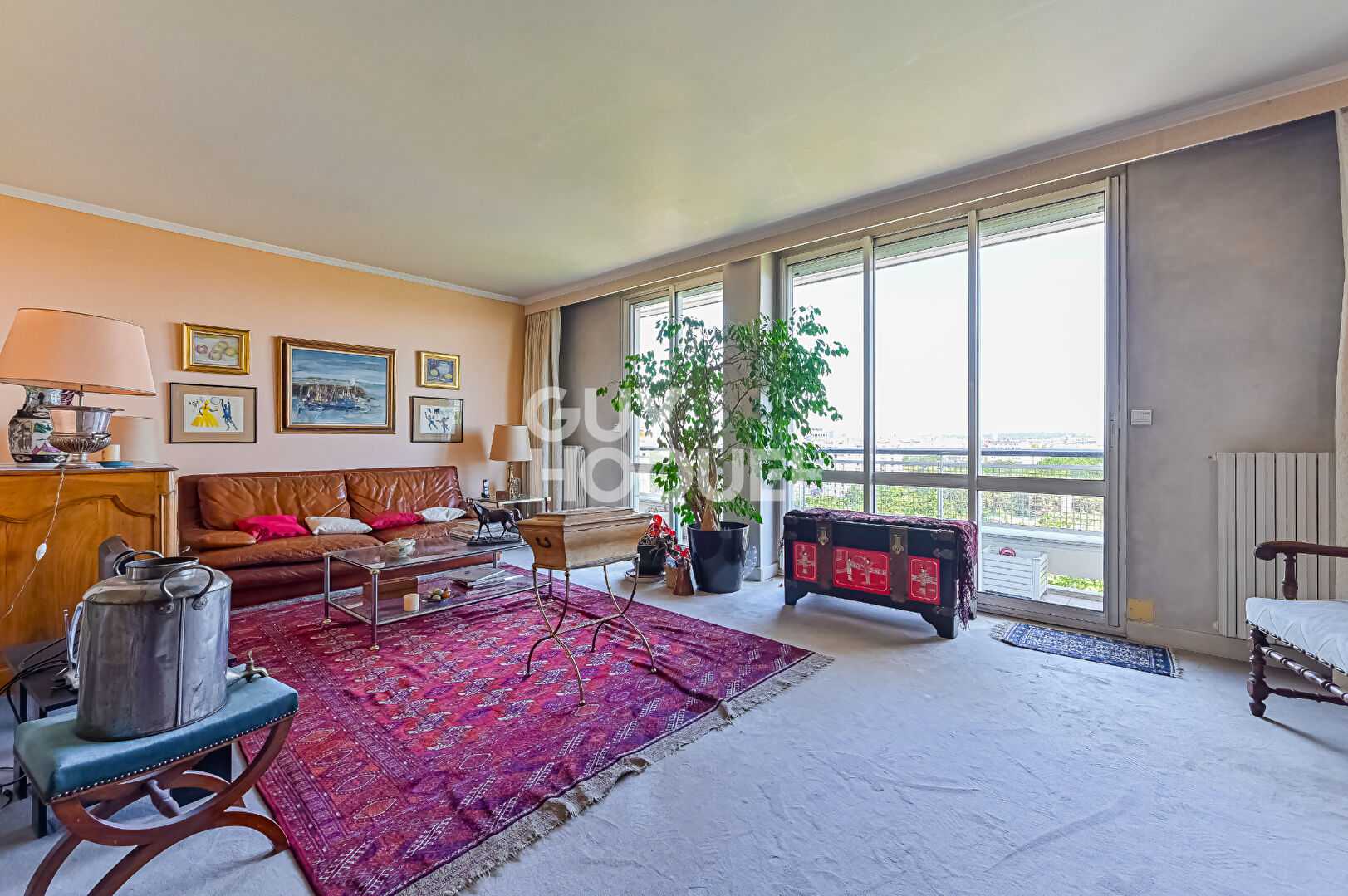 Appartement familial au dernier étage avec balcon