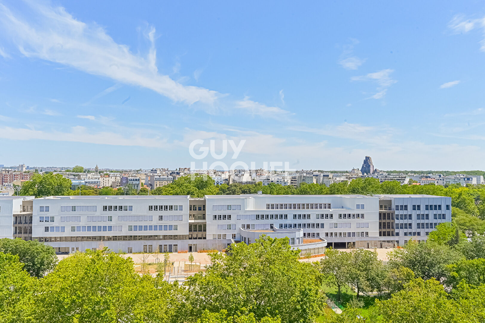 Appartement familial au dernier étage avec balcon