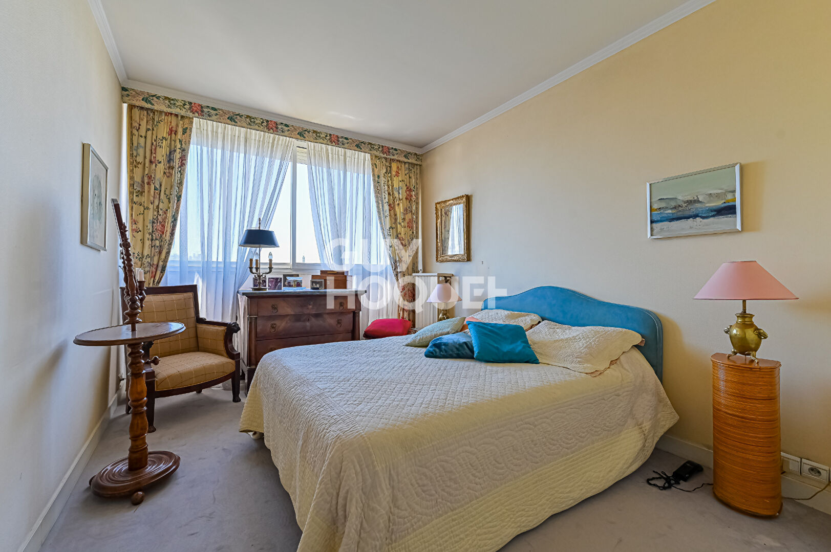 Appartement familial au dernier étage avec balcon