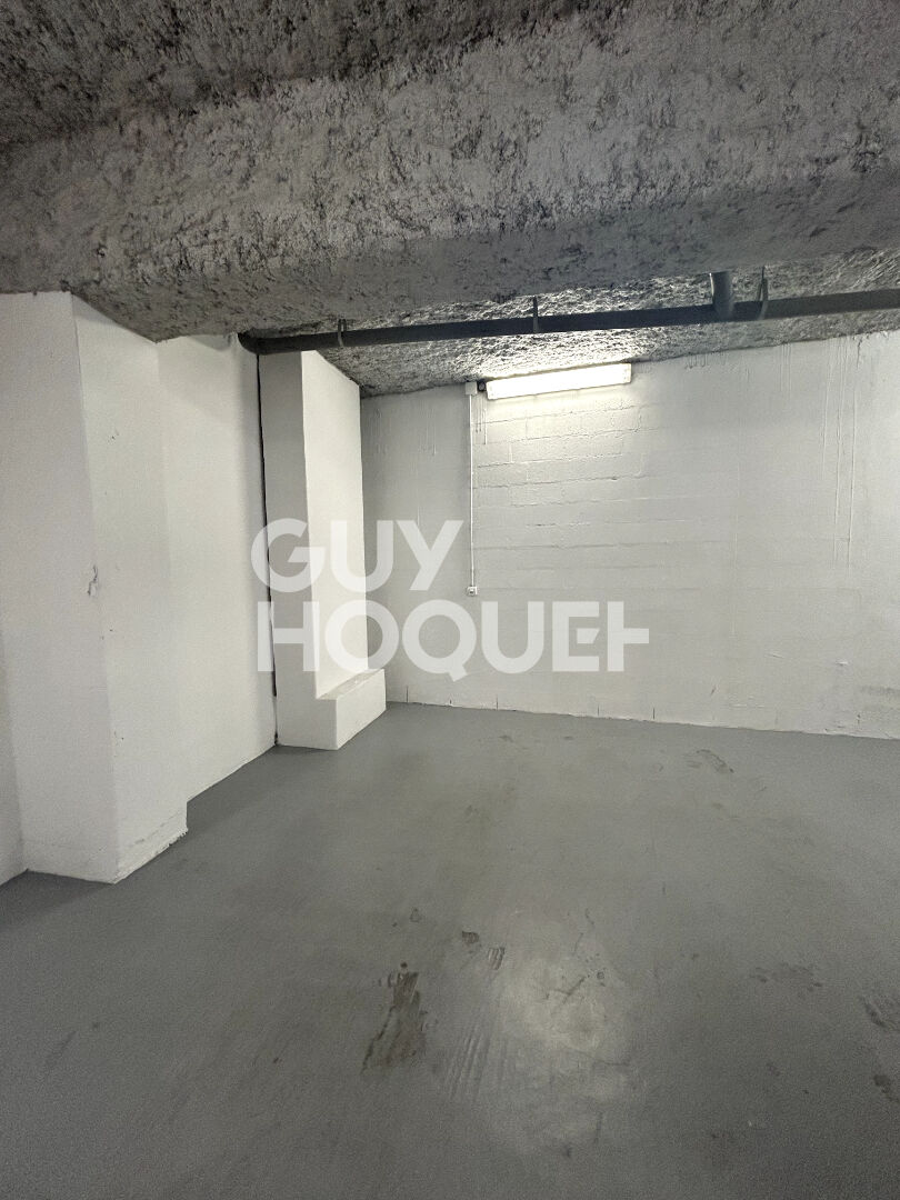 Appartement Paris 3 pièce(s) 85.02 m2