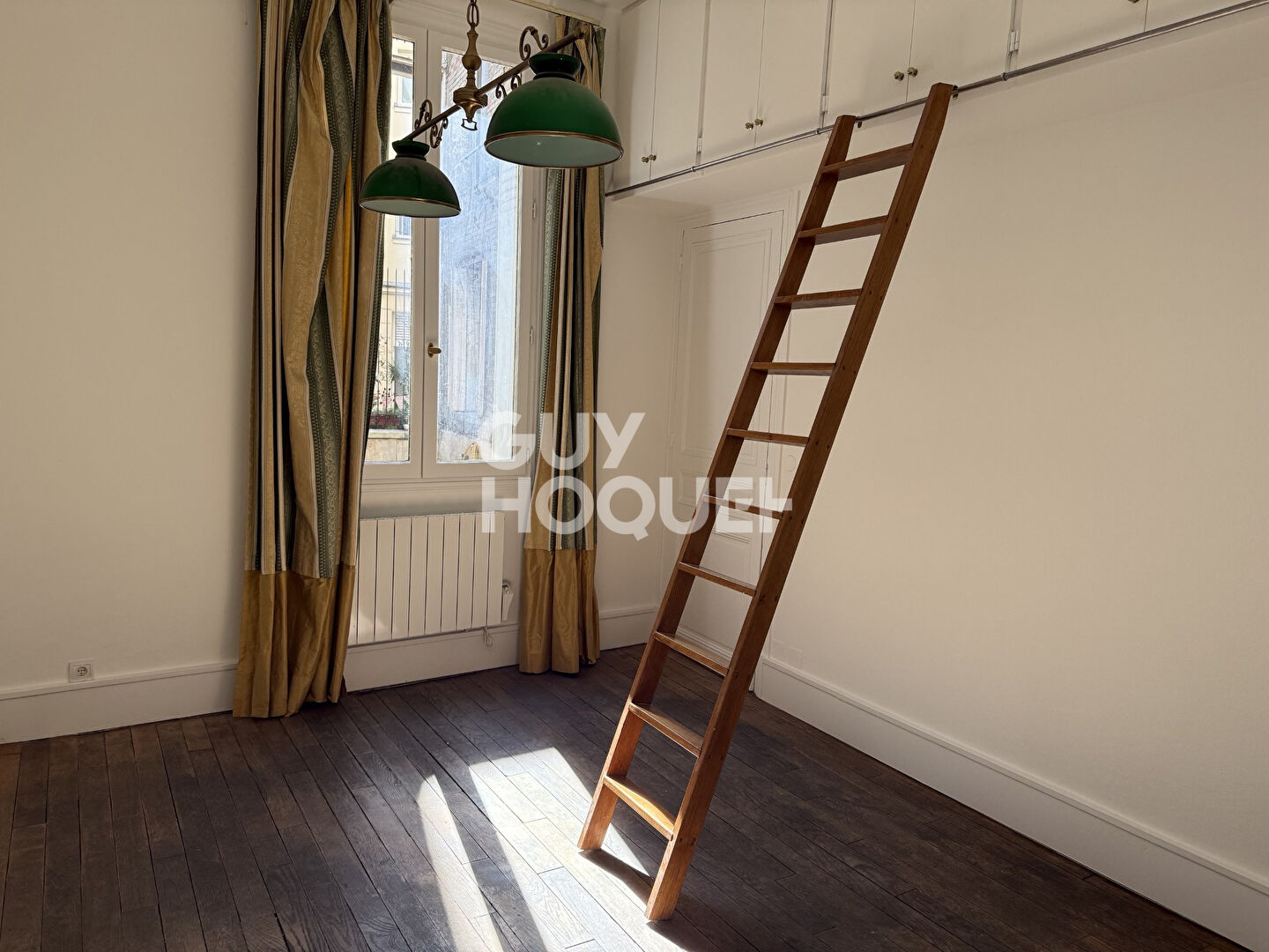 Métro Picpus/Nation Boutique de 100 m² à vendre Paris 12