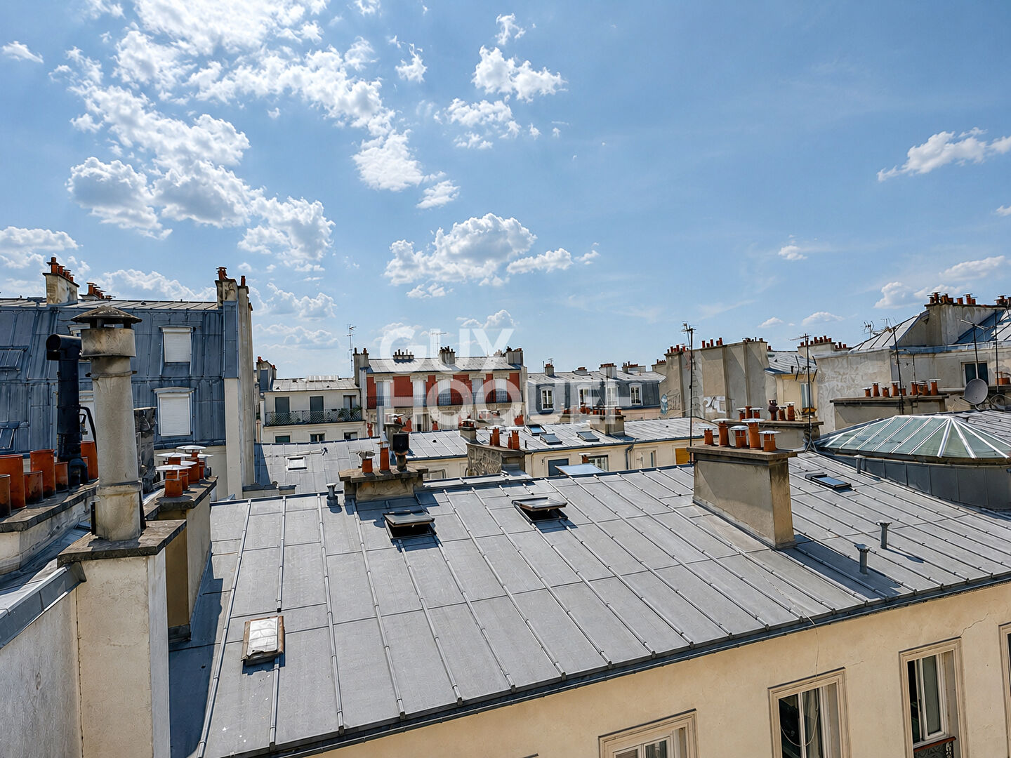 2 pièces / Voltaire / Charme de l'ancien
