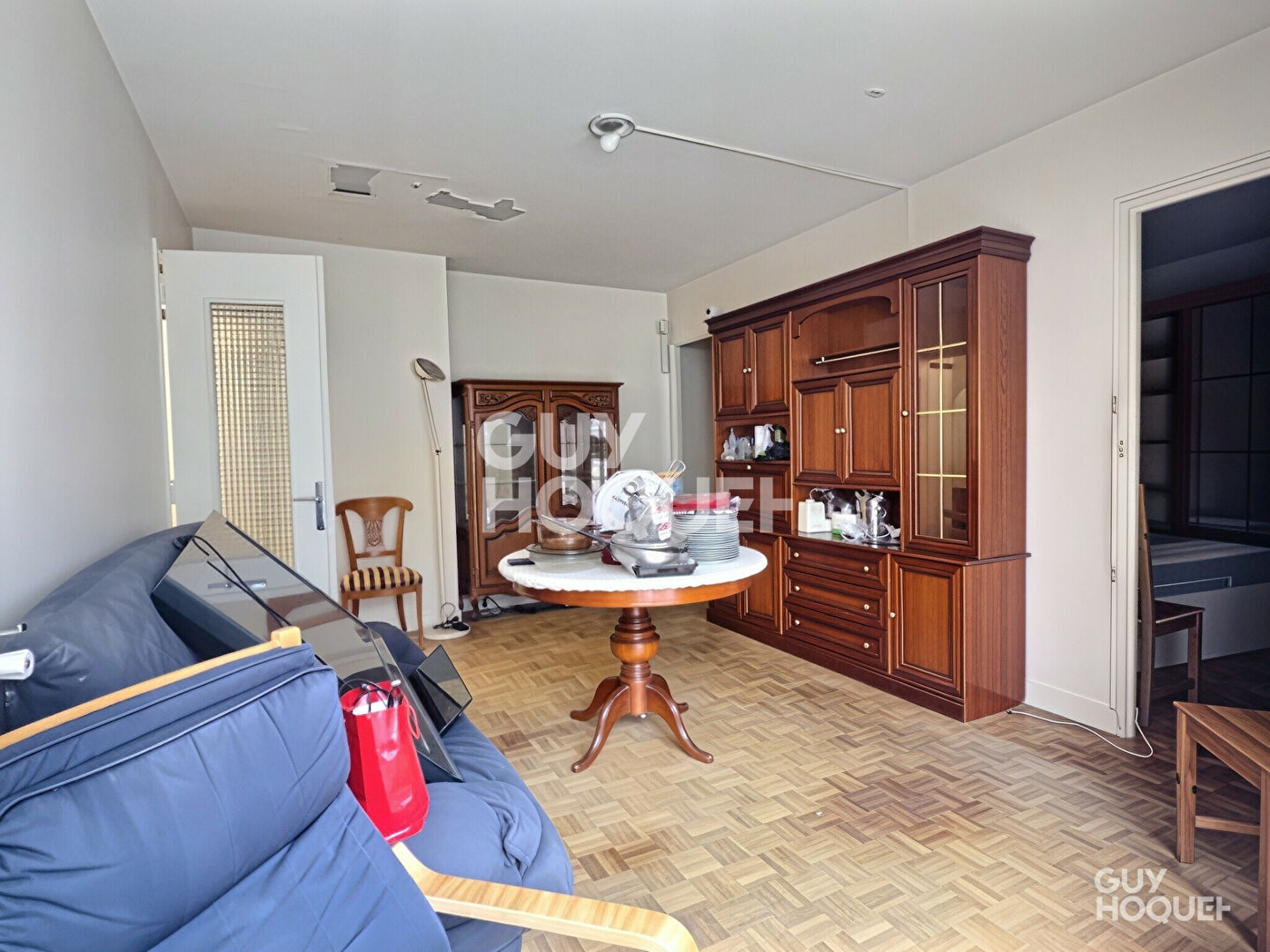 Gros potentiel - 2 pièces 44m2 + 5 m2 de balcon
