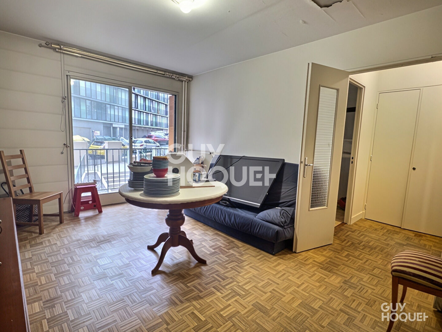 Gros potentiel - 2 pièces 44m2 + 5 m2 de balcon