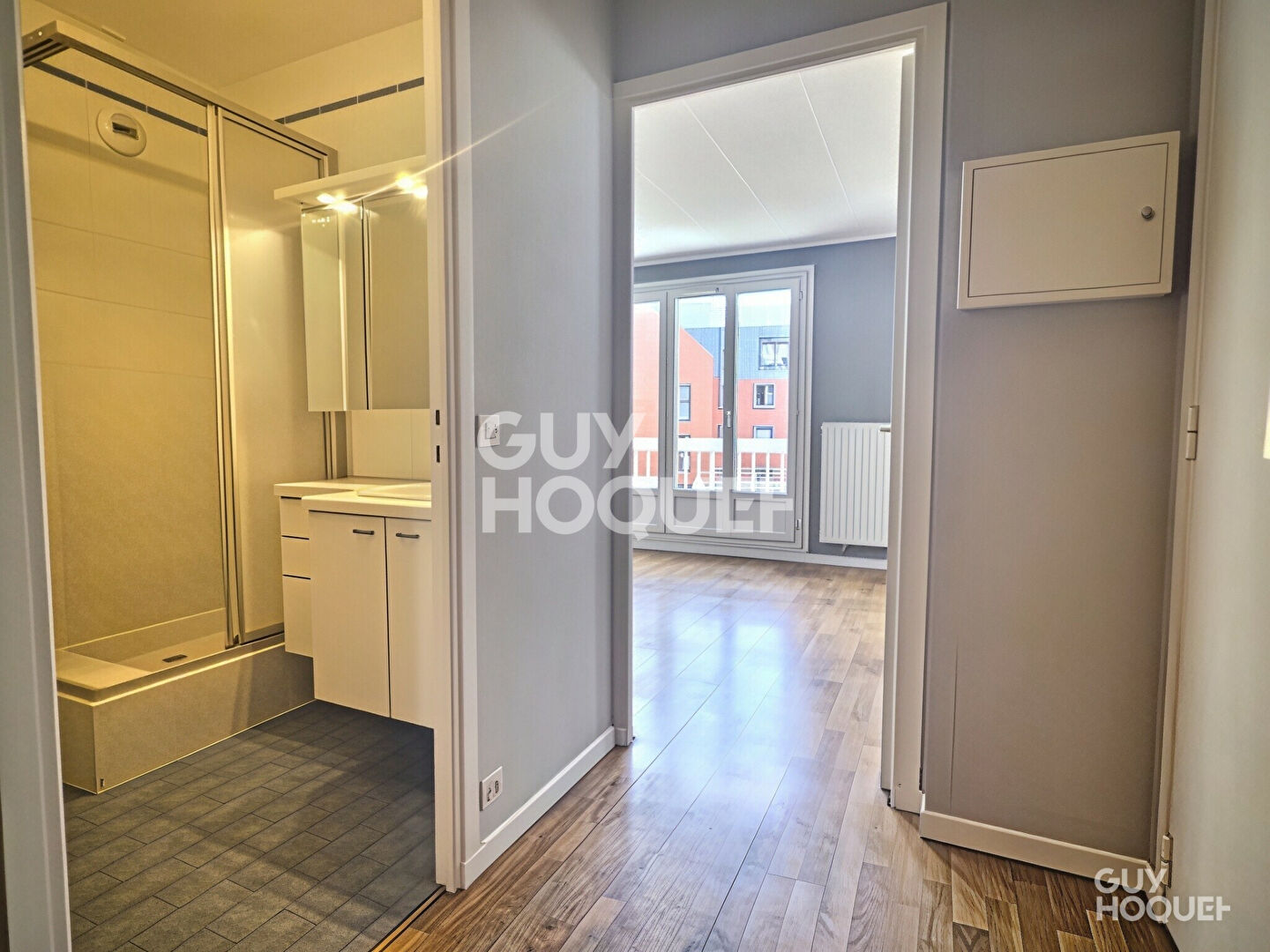 À VENDRE - BEAU STUDIO DE 24M2 - RUE DE PICPUS