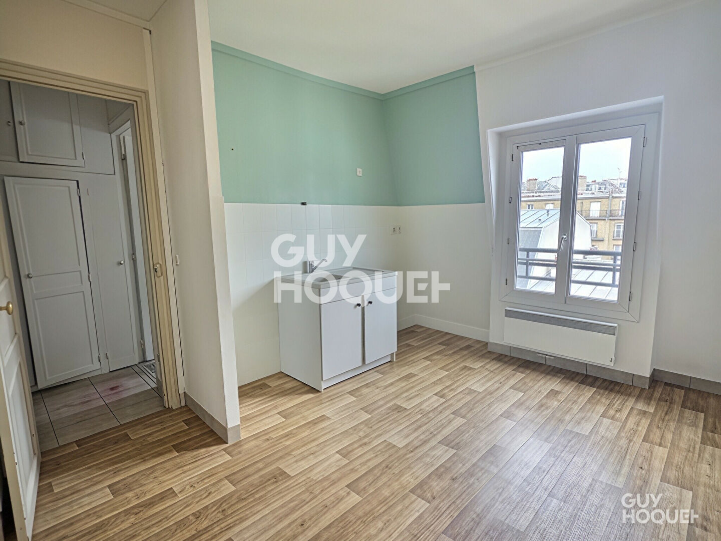 Appartement 2 pièces 28 m² · à Paris · 28 m² · 240 000 €