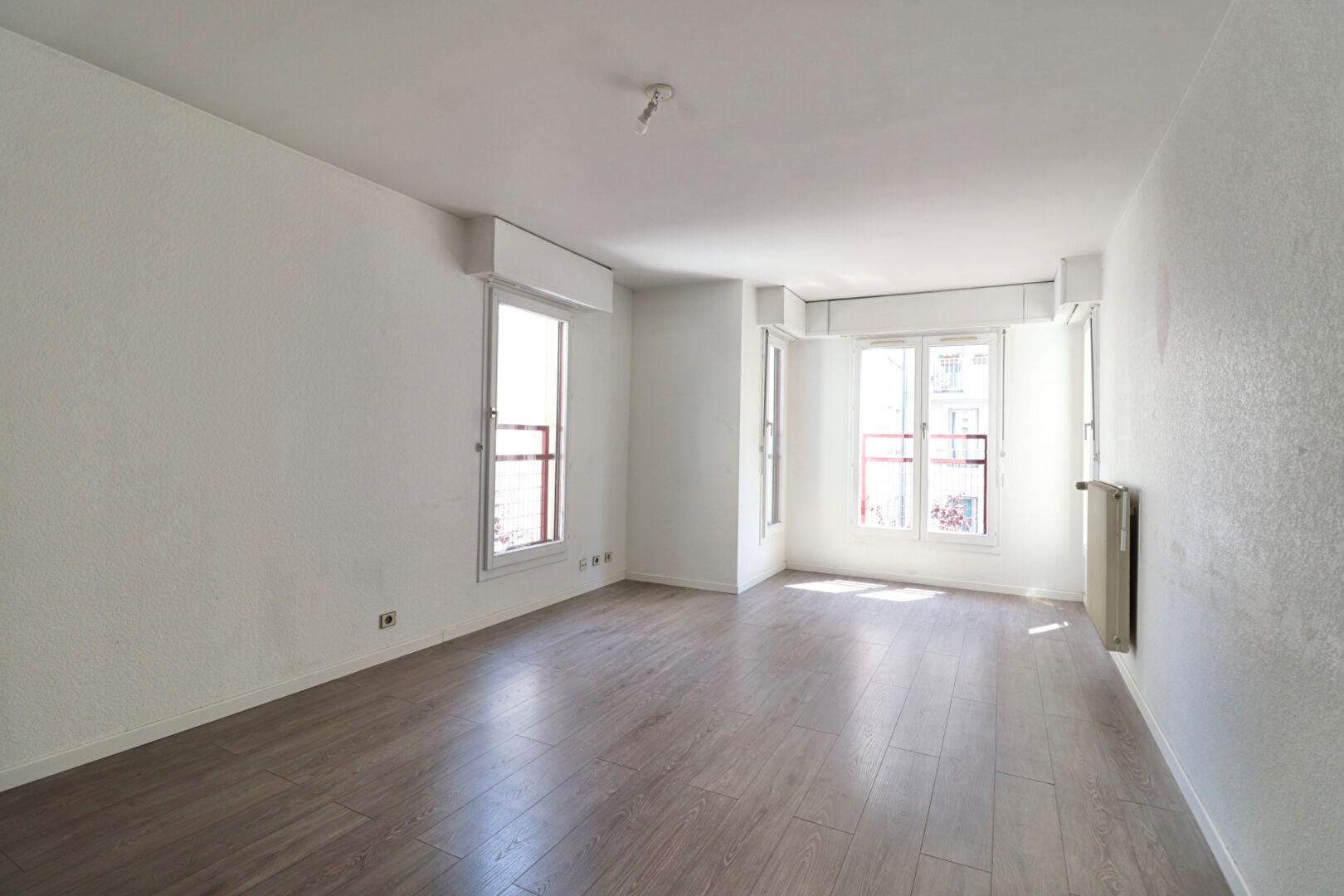 Appartement 3 pièces NON MEUBLE - Paris 13