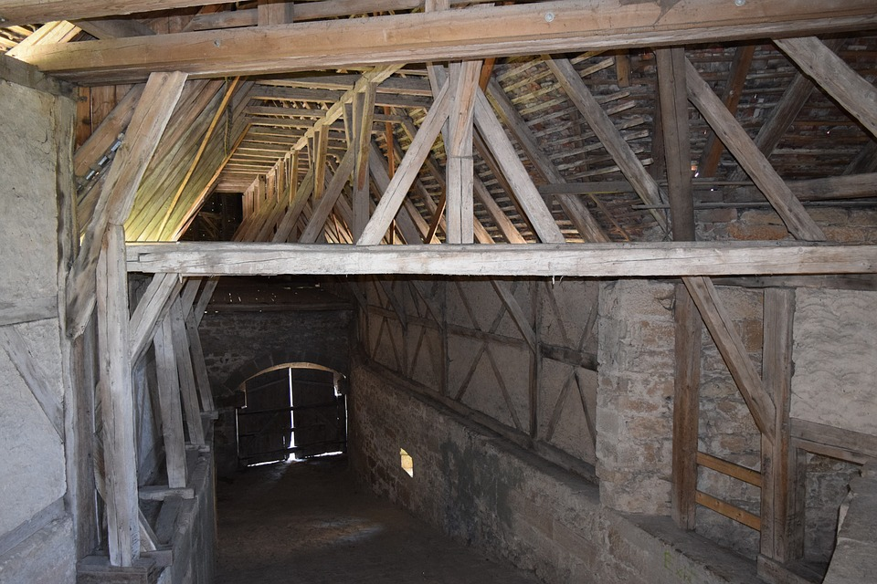 Aménager ses combles : gagnez de lespace et augmentez la valeur de votre logement !