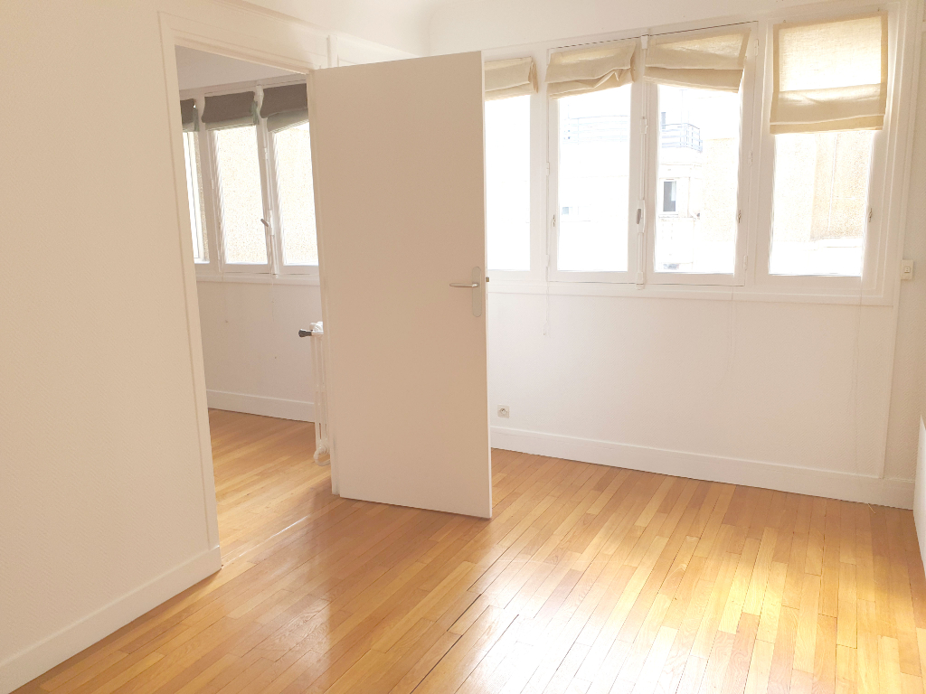 Appartement 2 pièces à Paris 15