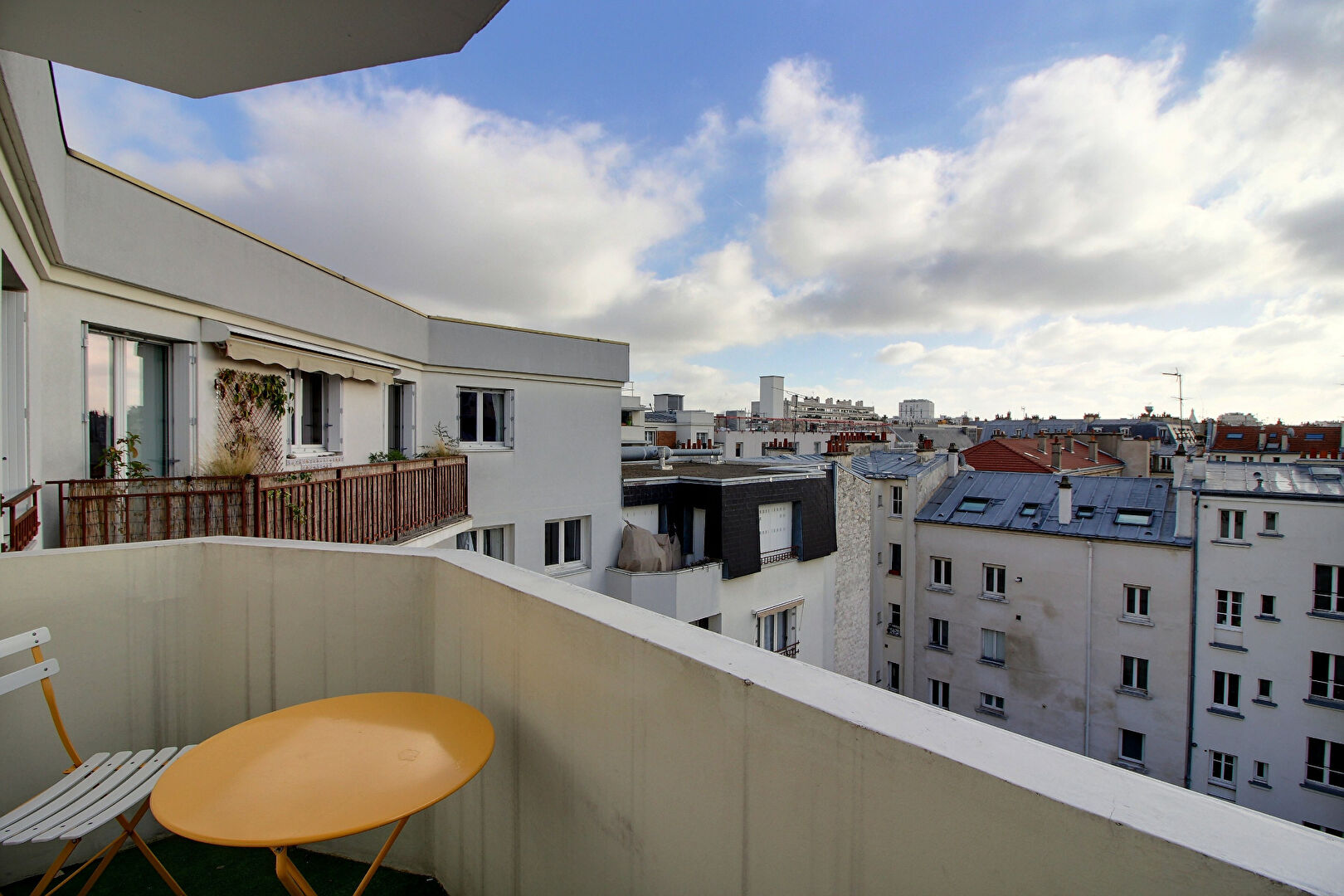 Achat / Vente appartement Paris Guy Hoquet