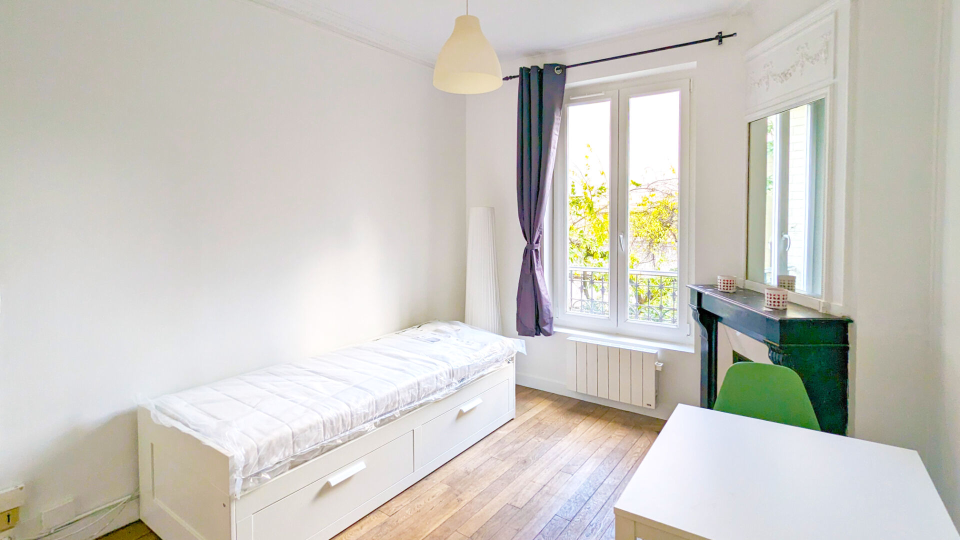 LOCATION MEUBLEE : appartement F1 (24 m²) à PARIS 14