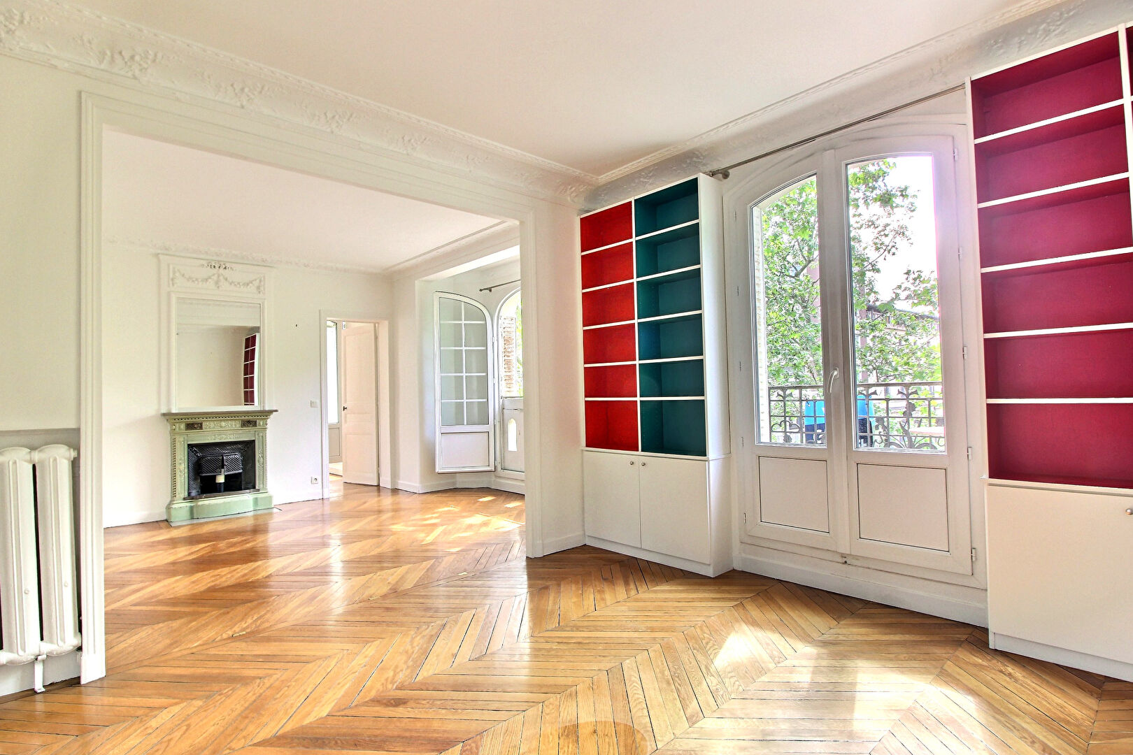 VENTE d'un appartement de 4 pièces (79 m²) à PARIS