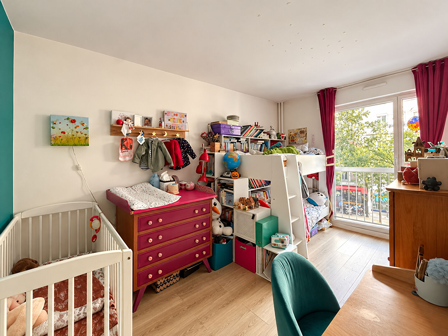 PARIS 14e  PLAISANCE  3 PIÈCES DE 70 M² AVEC LOGGIA