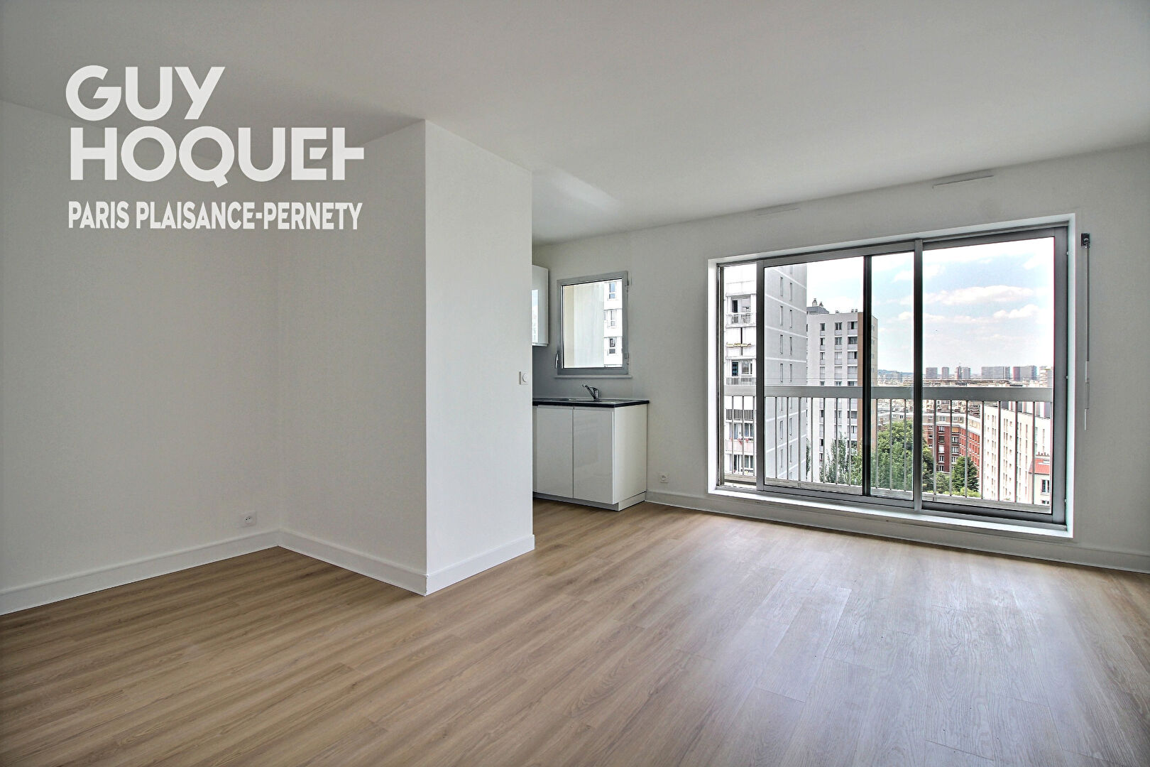 LOCATION d'un appartement F1 non meublé (33 m²) à PARIS