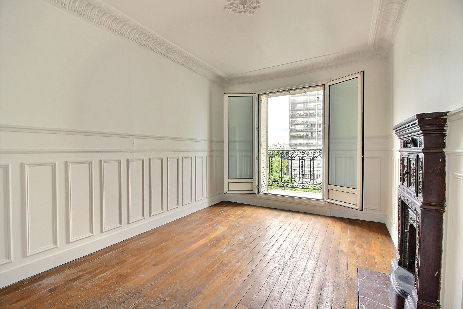 À vendre : Appartement 2 pièces avec vue dégagée à Paris  14