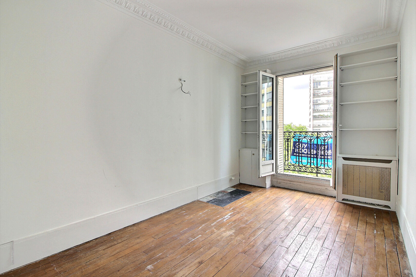 À vendre : Appartement 2 pièces avec vue dégagée à Paris  14
