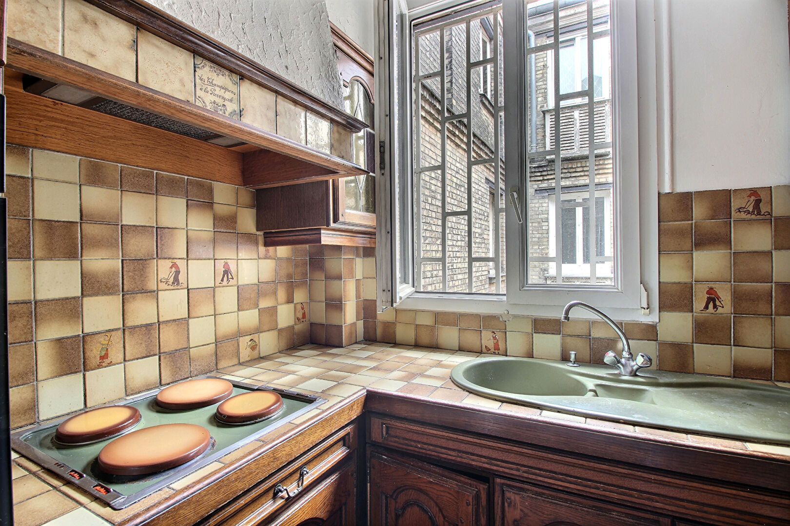 À vendre : Appartement 2 pièces avec vue dégagée à Paris  14